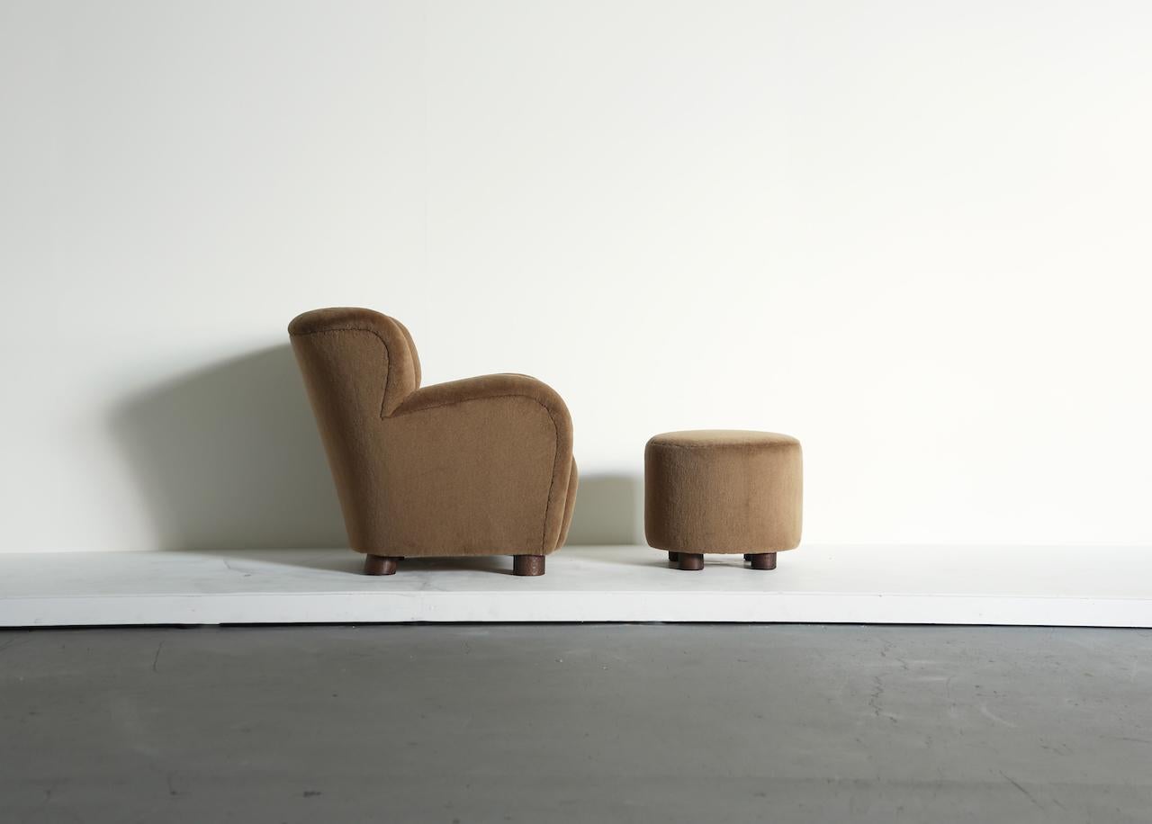 British Lounge Chair / Armchair and Ottoman, Upholstered in Pure Alpaca For Sale