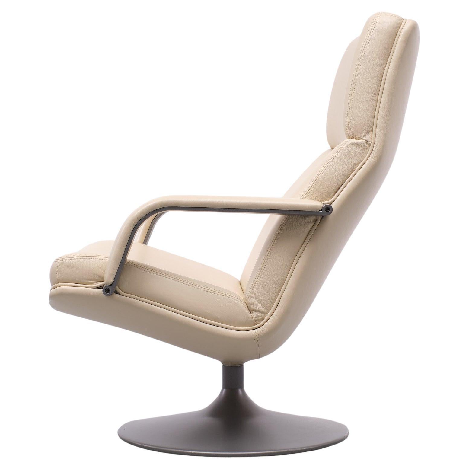 Lounge Chair Artifort Geoffrey Harcourt 1970s For Sale