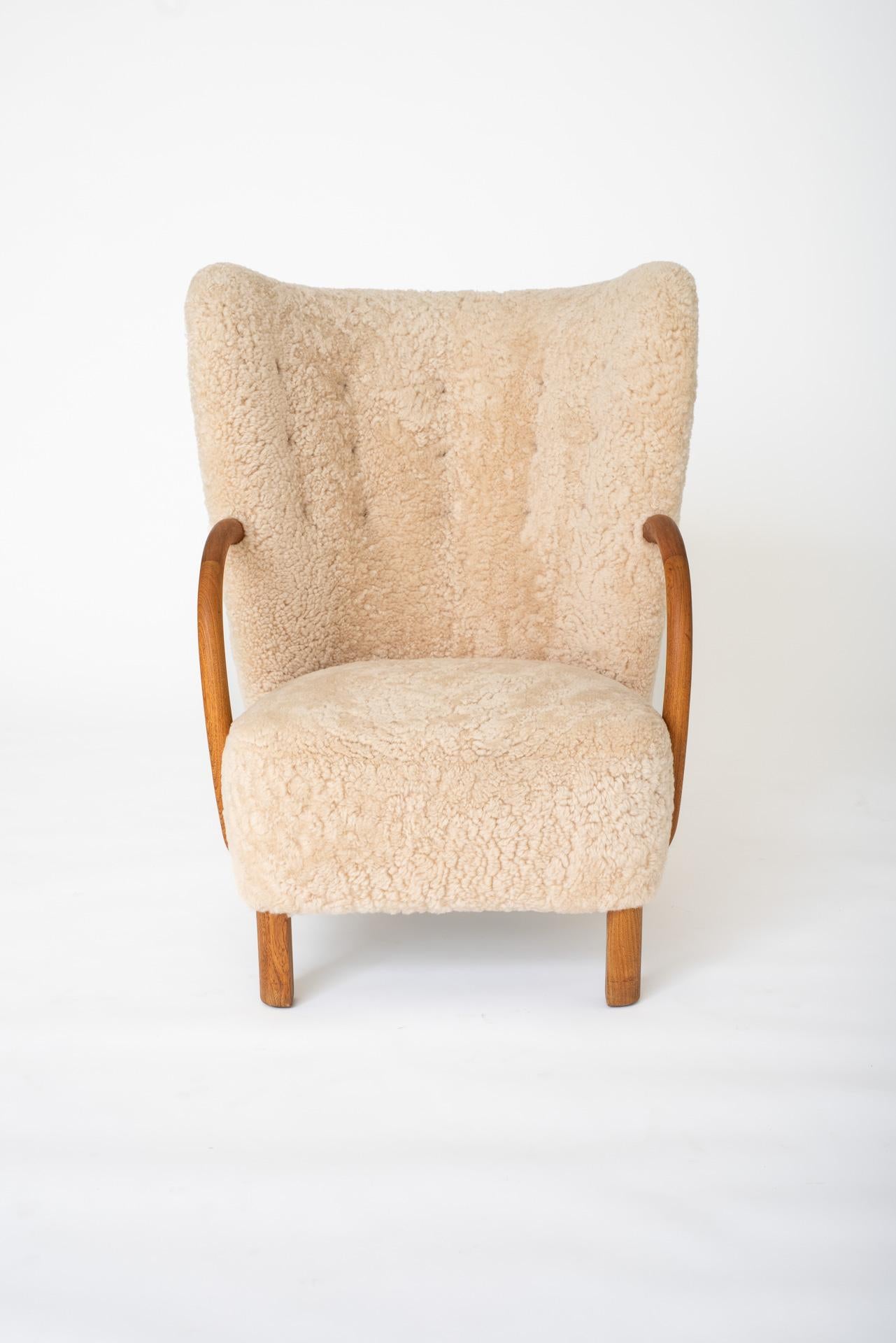 Scandinave moderne Fauteuil de salon attribué à Viggo Boesen modèle 107 par Slagelse Mobelvaerk, années 1940 en vente
