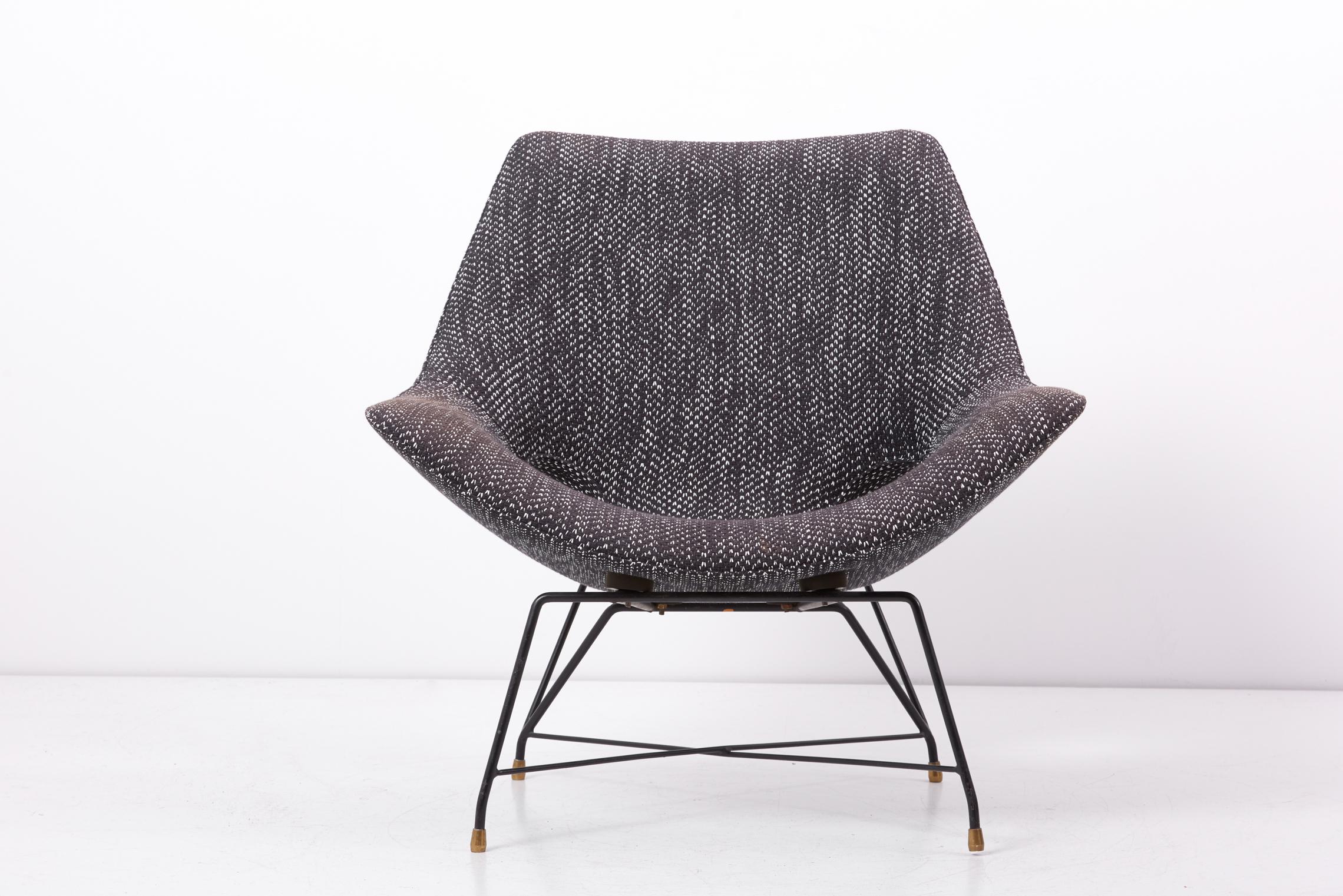 Lounge Chair by Augusto Bozzi for Saporiti in black & white fabric, Italy, 1950s For Sale 7
