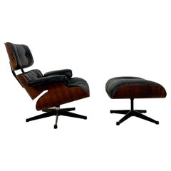 Lounge Chair by Charles 
Ray Eames for Herman Miller, 1970