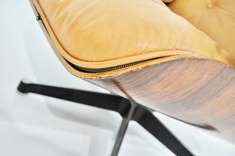 Lounge Chair by Charles & Ray Eames for Herman Miller, 1970s 4