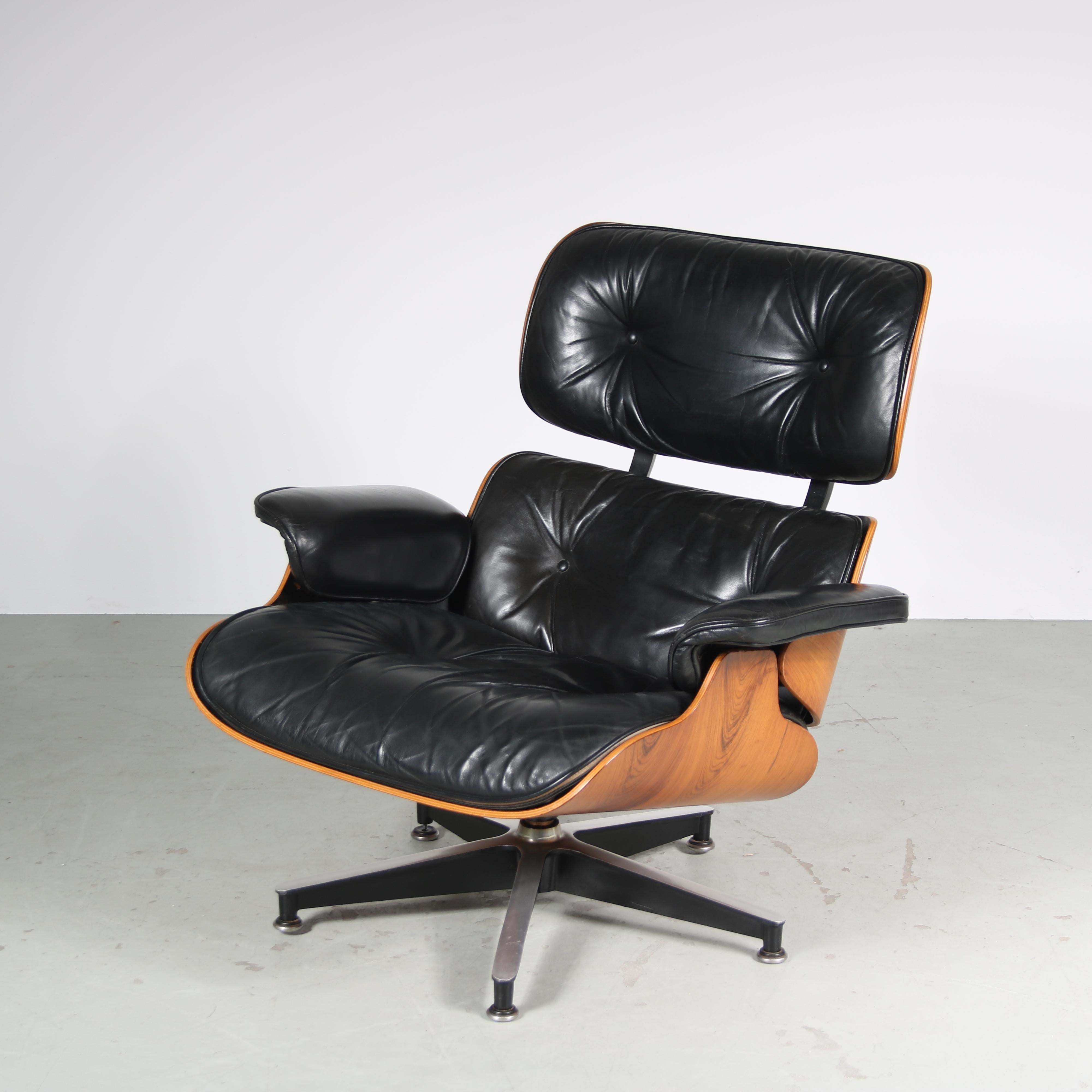 American Lounge Chair by Charles & Ray Eames for Herman Miller, USA For Sale
