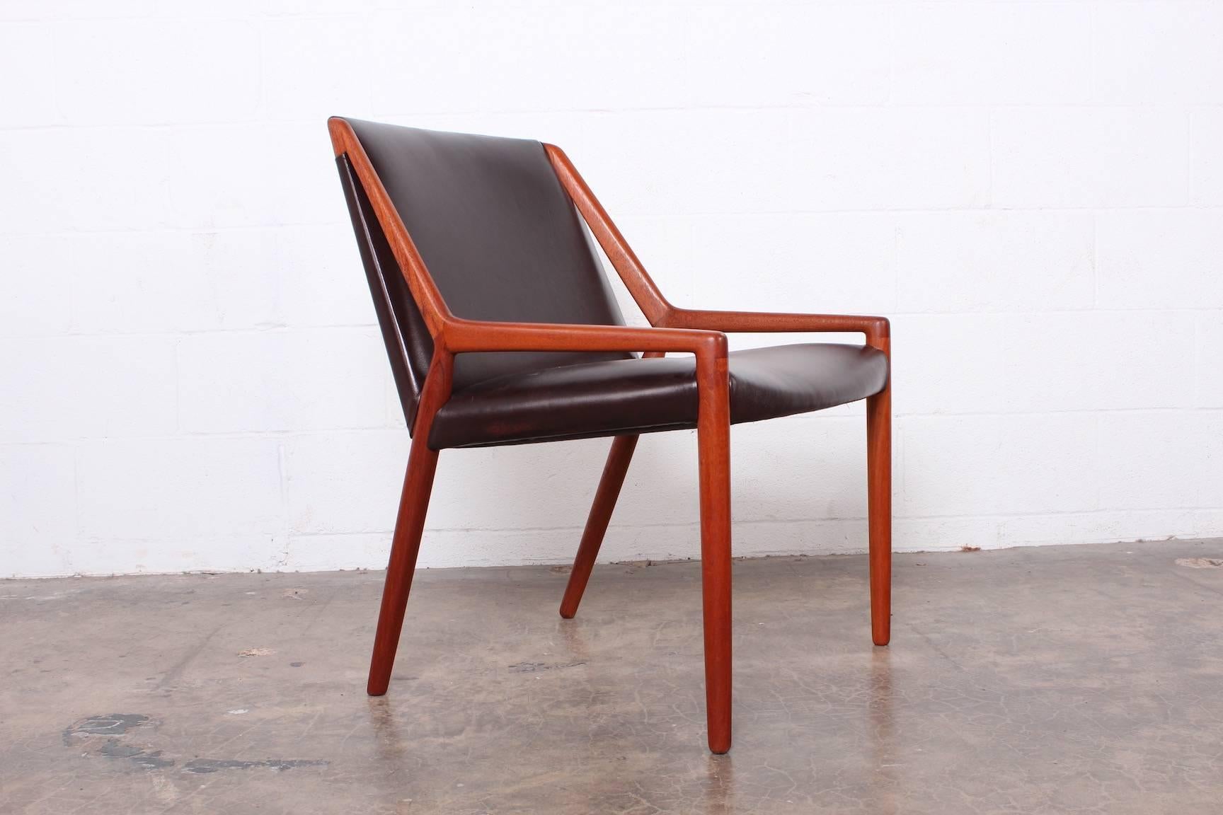 Lounge Chair by Ejner Larsen and Axel Bender Madsen for Willy Beck For Sale 3