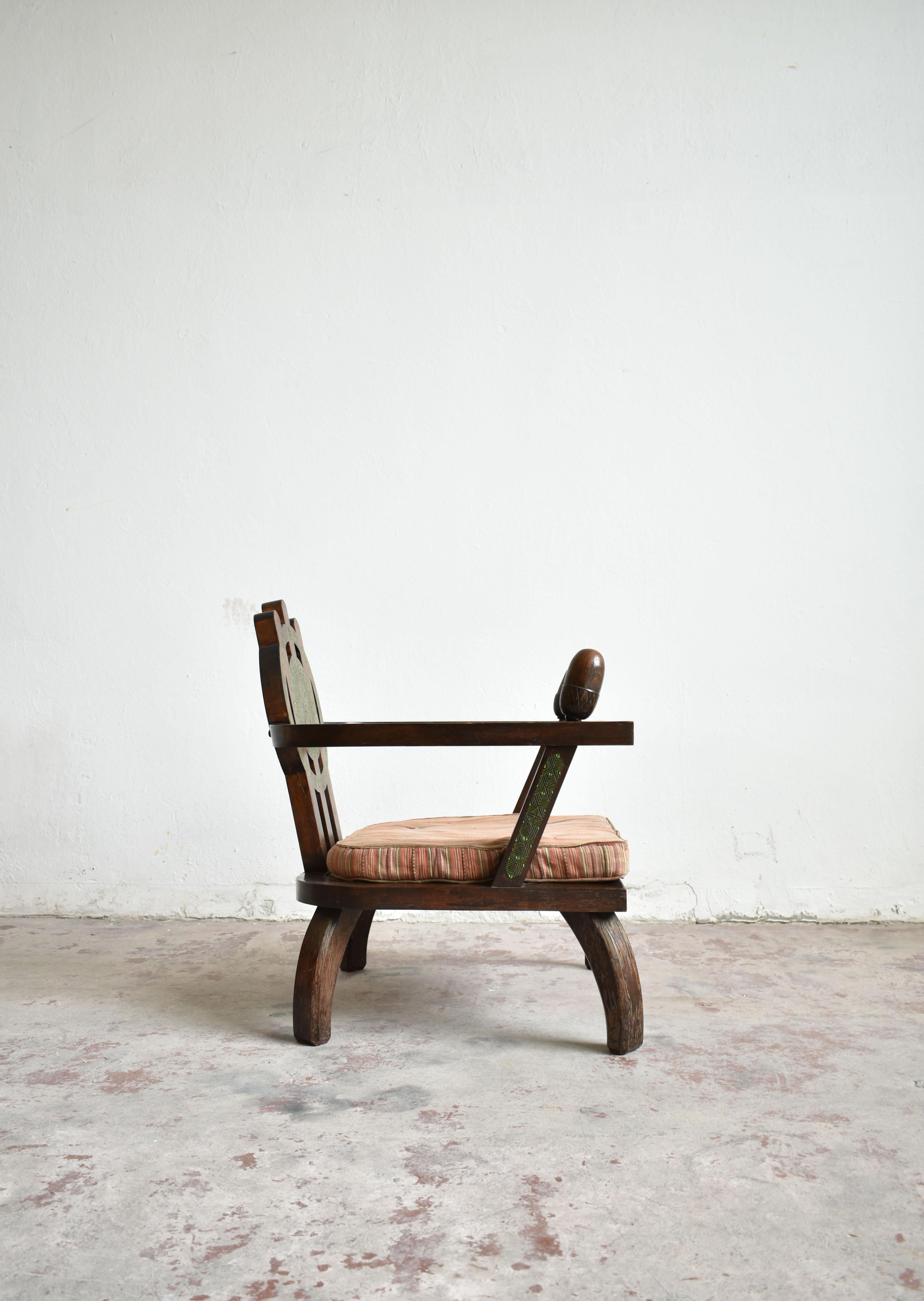 Aesthetic Movement Lounge Chair by Ettore Zaccari, Oak with Carved Details, Italy, 1910