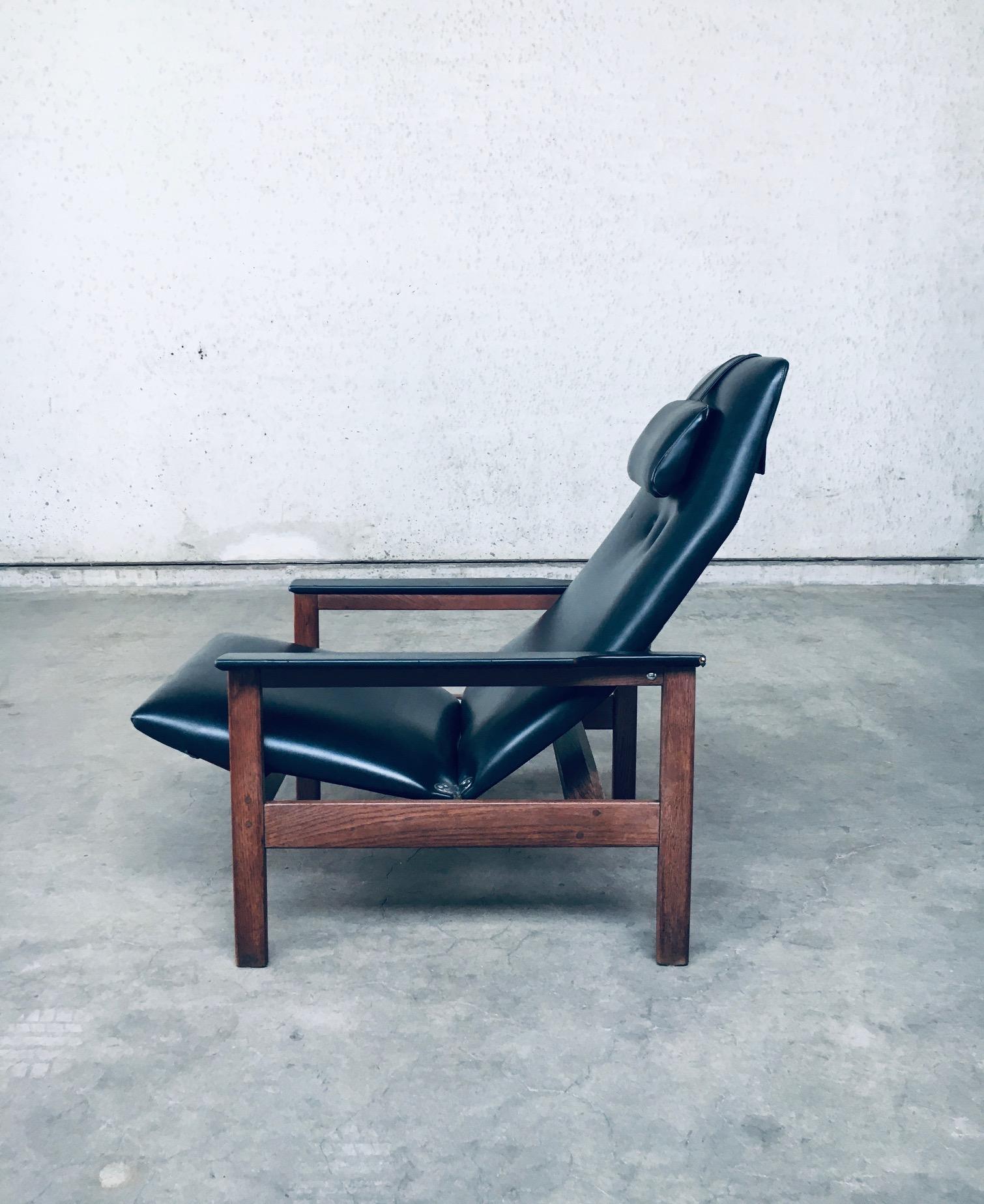 Imitation cuir Chaise longue de Georges Van Rijck pour Beaufort, Belgique, années 1960 en vente