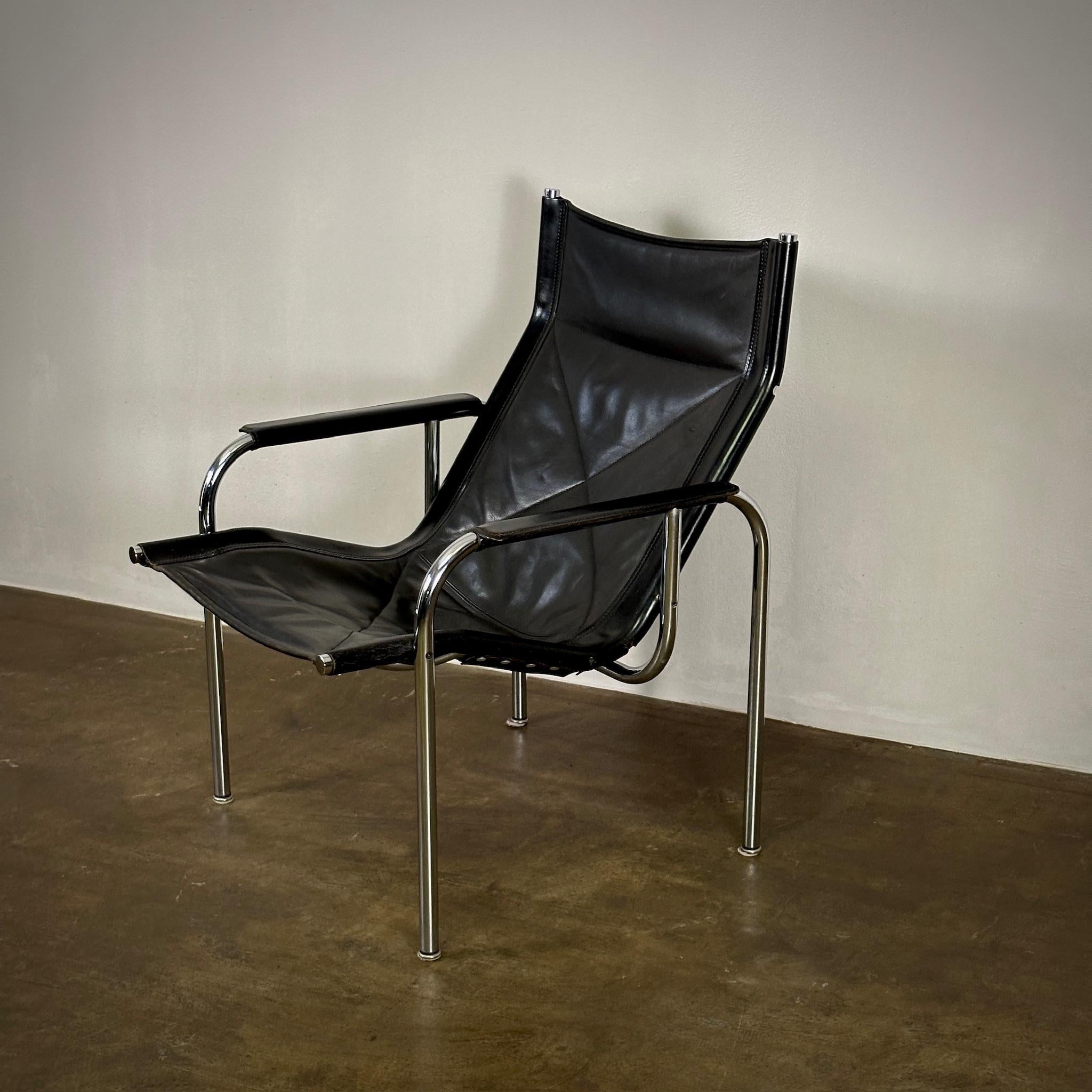 Lounge chair by Hans Eichenberger In Good Condition For Sale In Los Angeles, CA