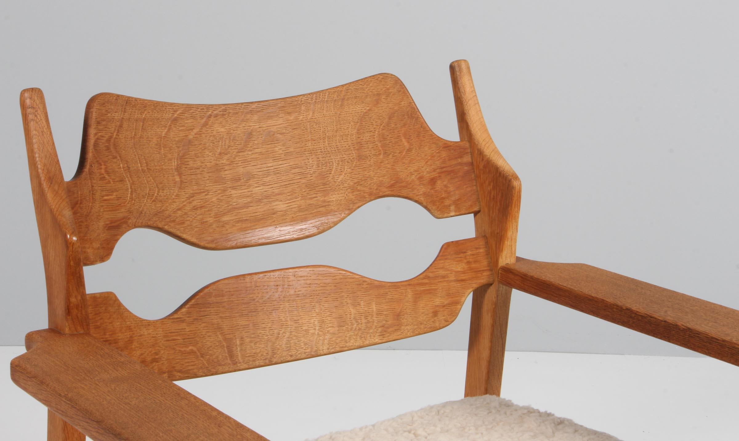 Scandinavian Modern Lounge Chair by Henning Kjærnulf