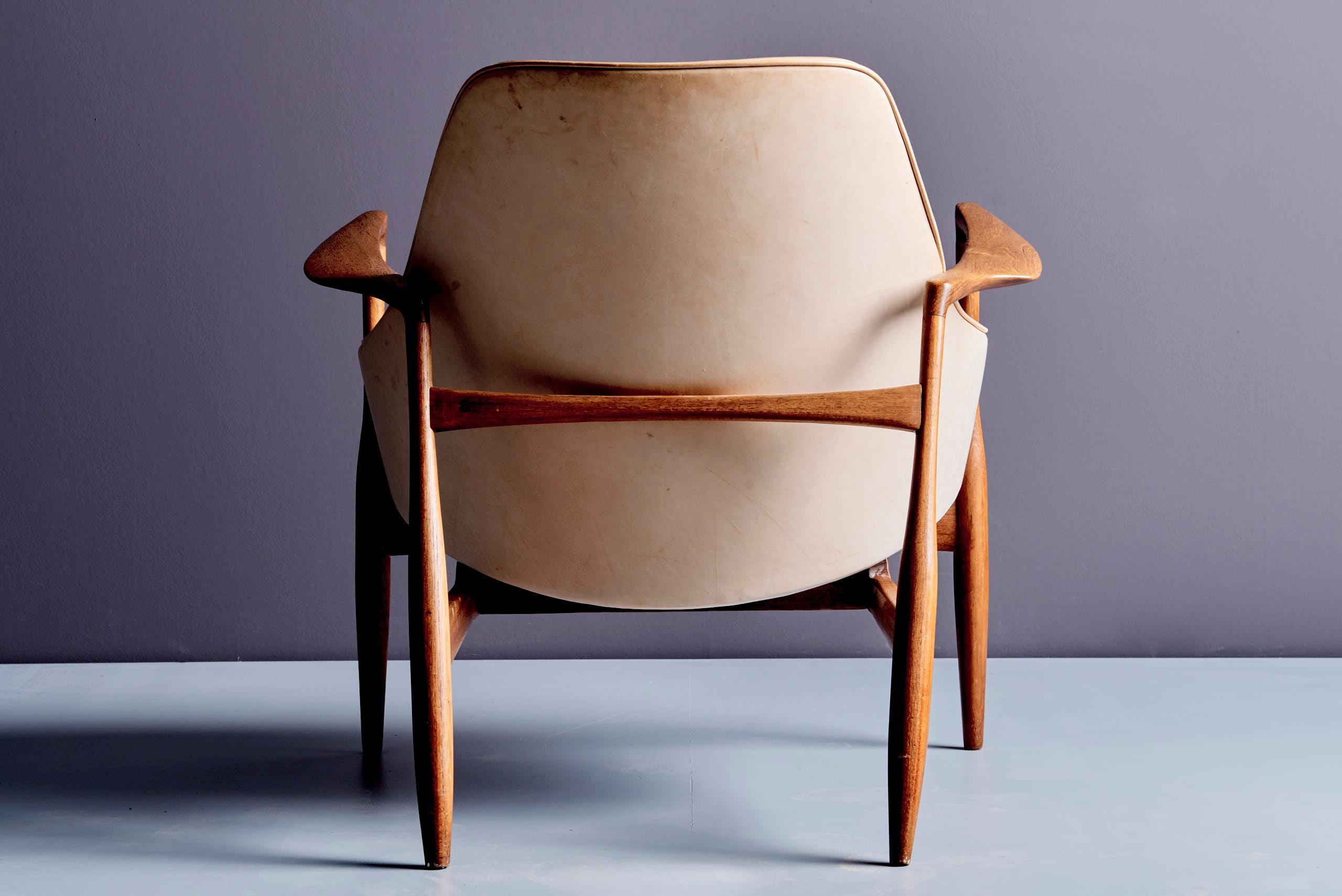 Danese Lounge Chair, di Ib Kofod-Larsen in vendita
