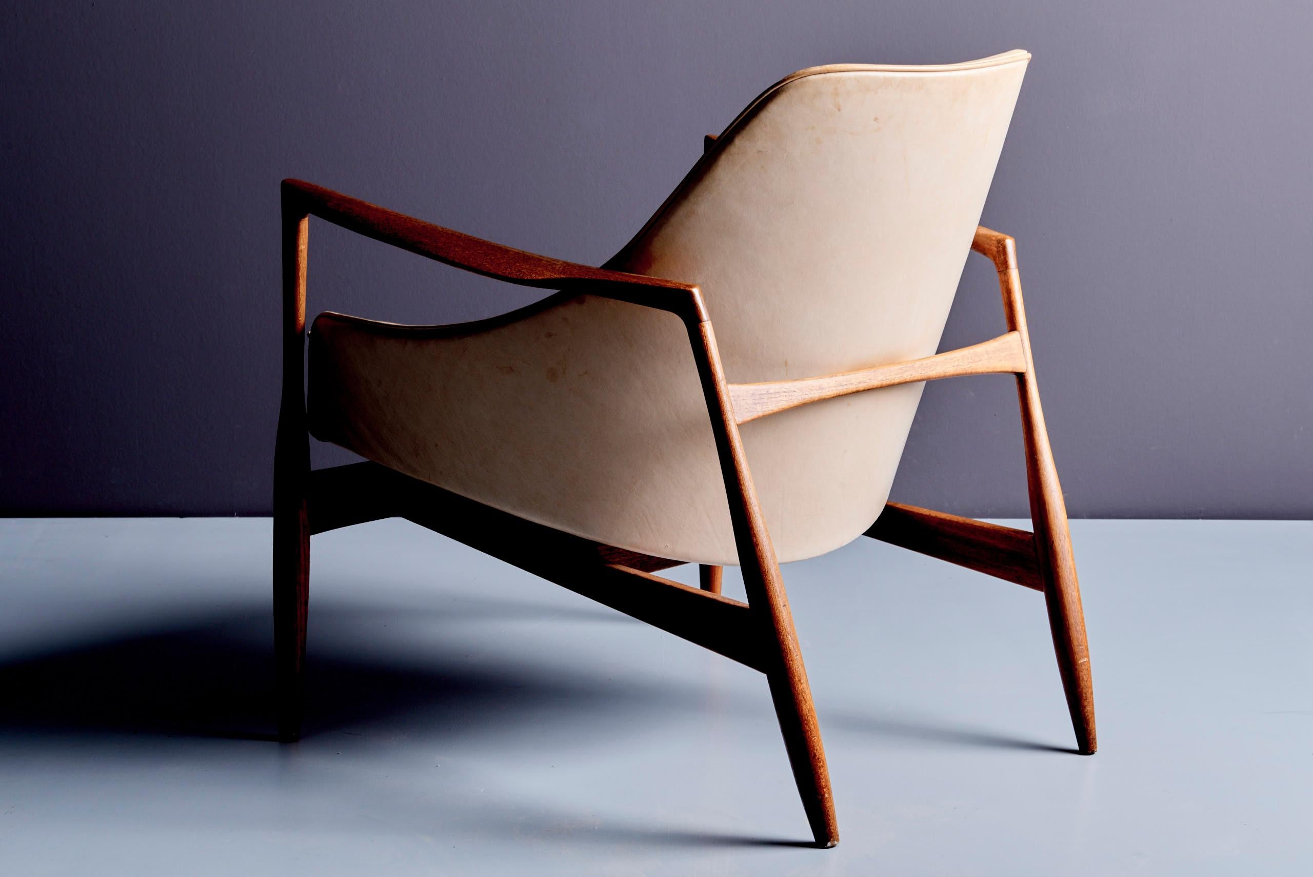 Lounge Chair, di Ib Kofod-Larsen In condizioni buone in vendita a Berlin, DE