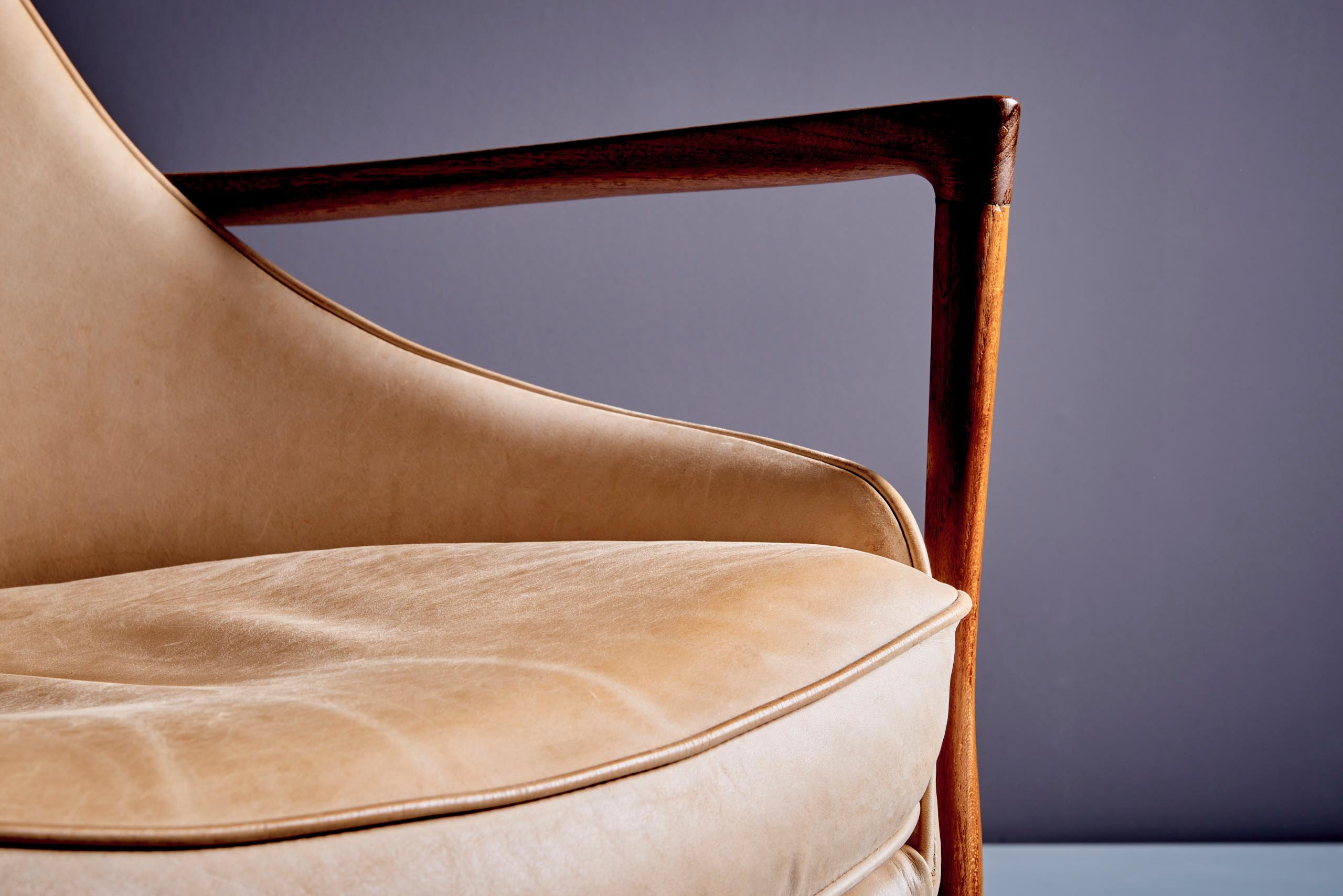 Lounge Chair, di Ib Kofod-Larsen in vendita 2