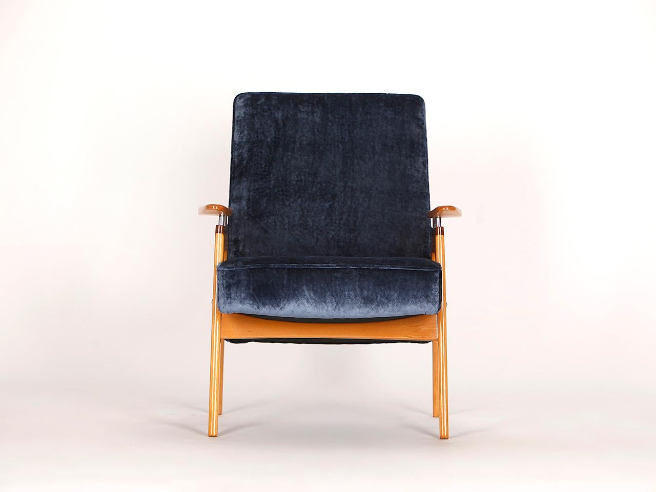 Designed during the Socialist era. The frame is made of light beechwood. The core is made of natural coconut fiber, providing comfortability. Very quality English velvet upholstery from Colefax and Fowler. Completely restored.