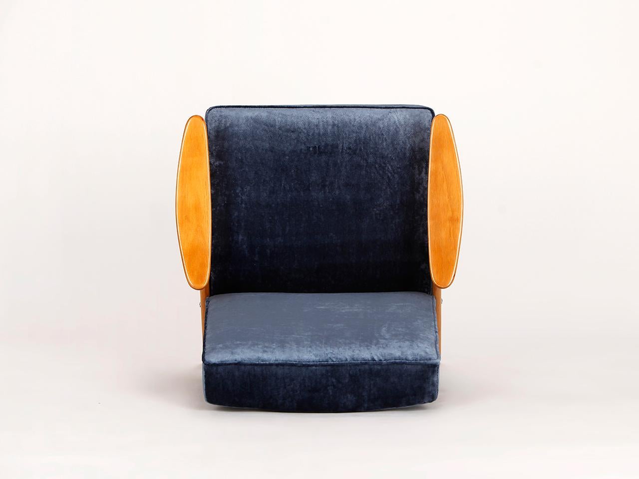 20th Century Lounge Chair by Jaroslav Smidek for Jitona, 1960s For Sale