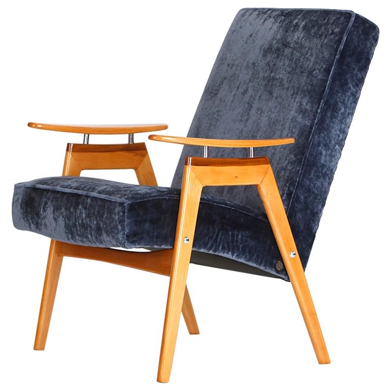 Lounge Chair by Jaroslav Smidek for Jitona, 1960s