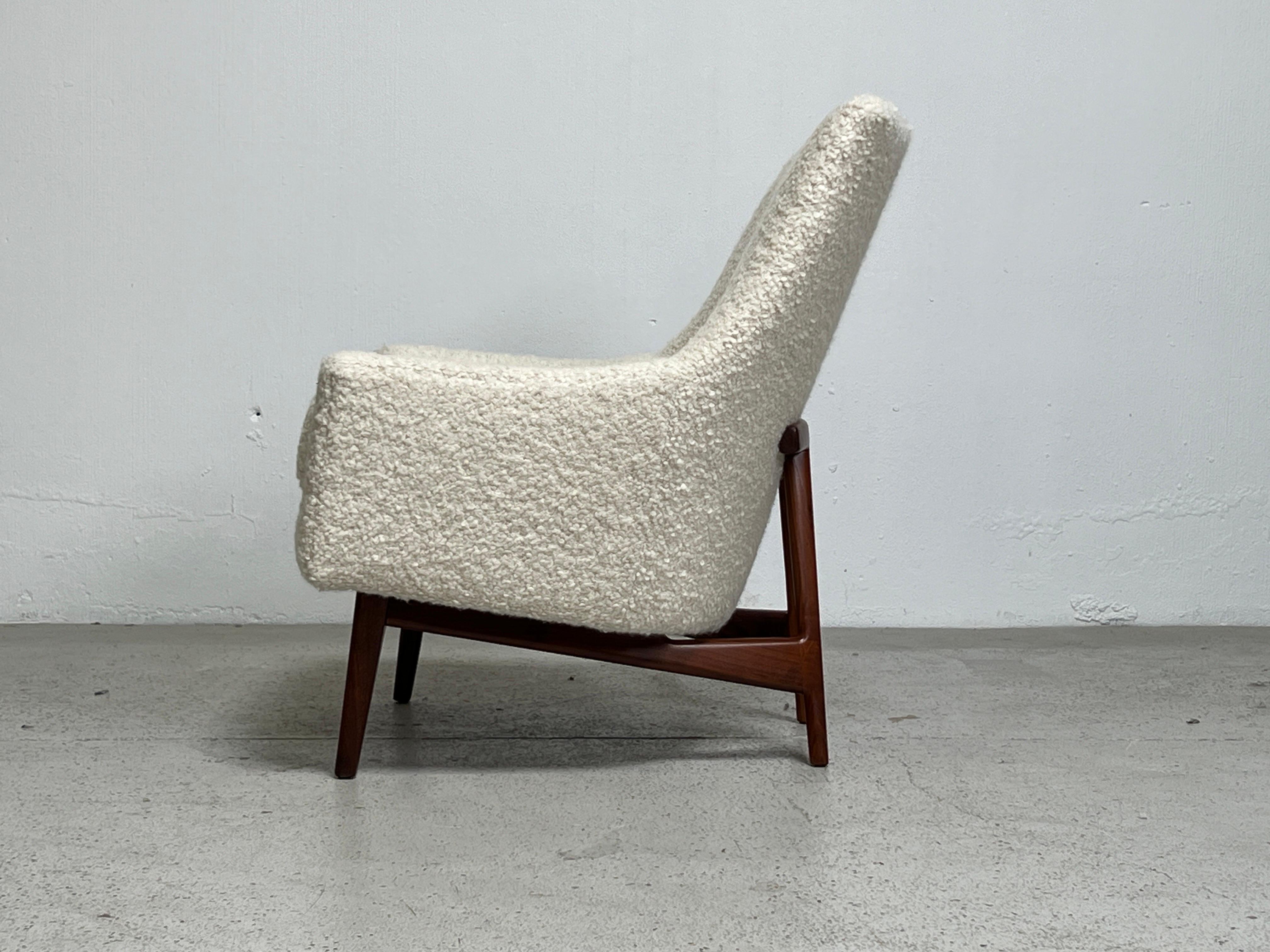 Walnut Lounge Chair by Jens Risom For Sale