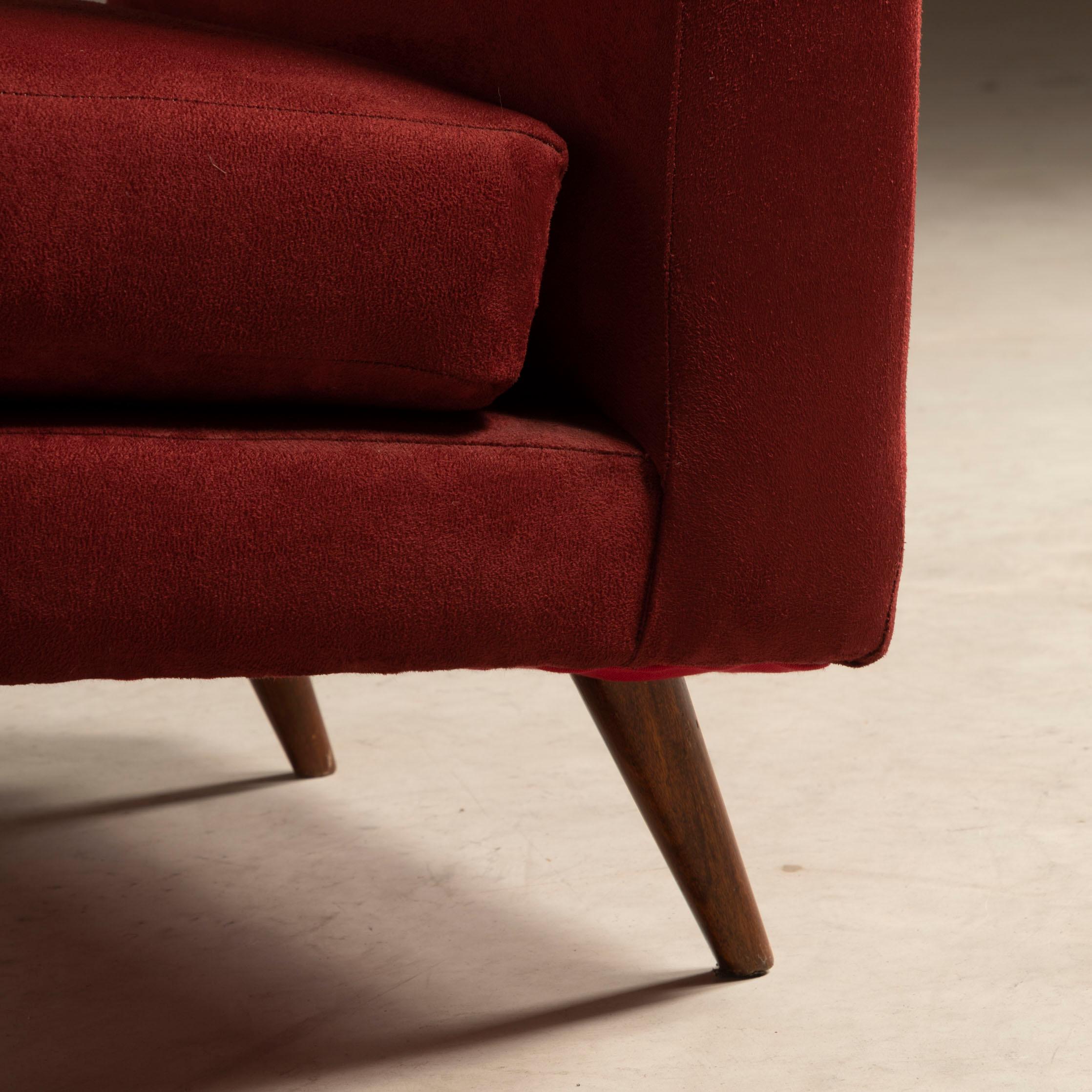 20th Century Lounge Chair, by Joaquim Tenreiro, Brazilian Mid-Century Modern For Sale
