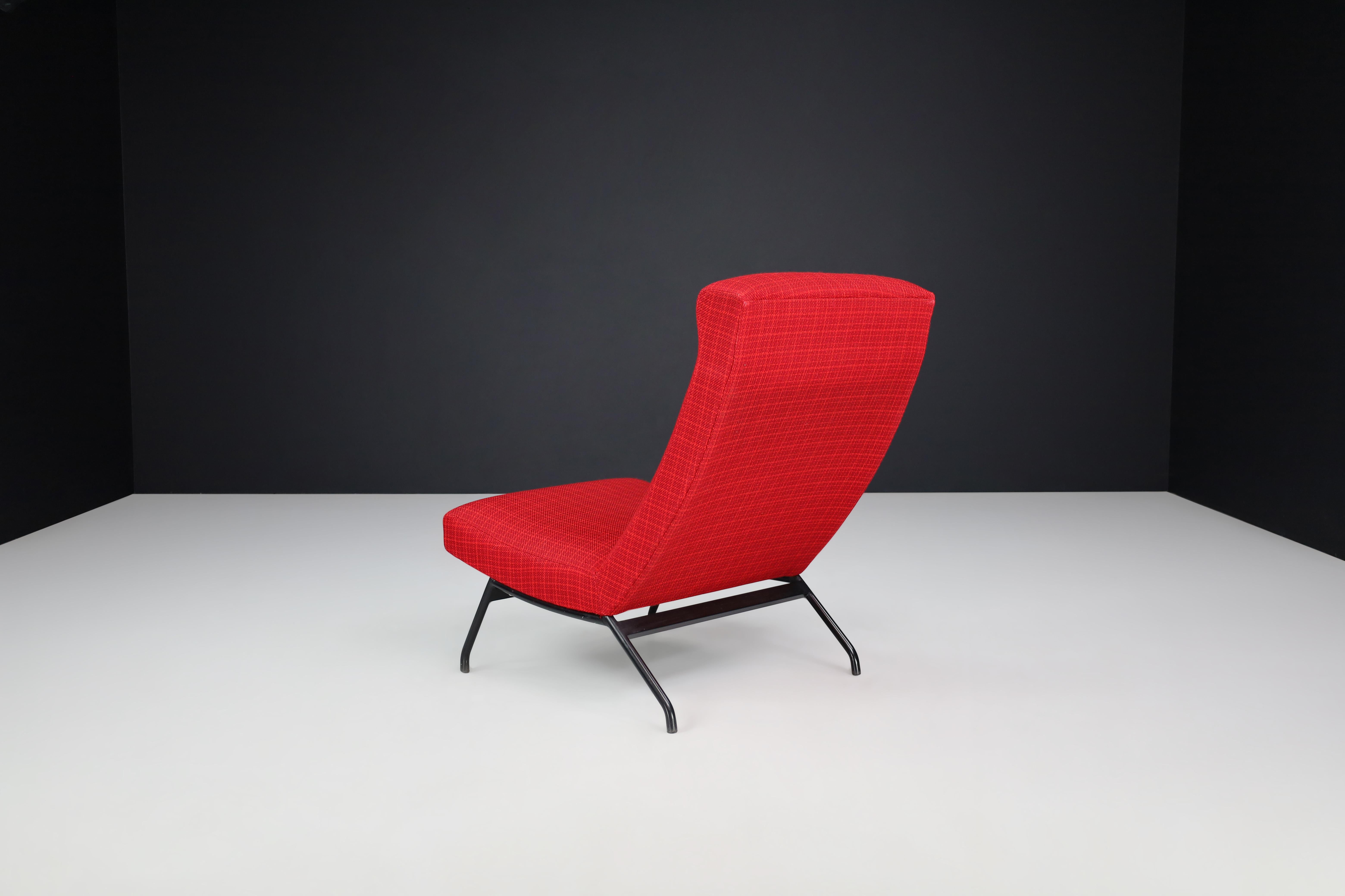 French Lounge Chair by Joseph-André Motte in Original red Upholstery, France, 1950s For Sale