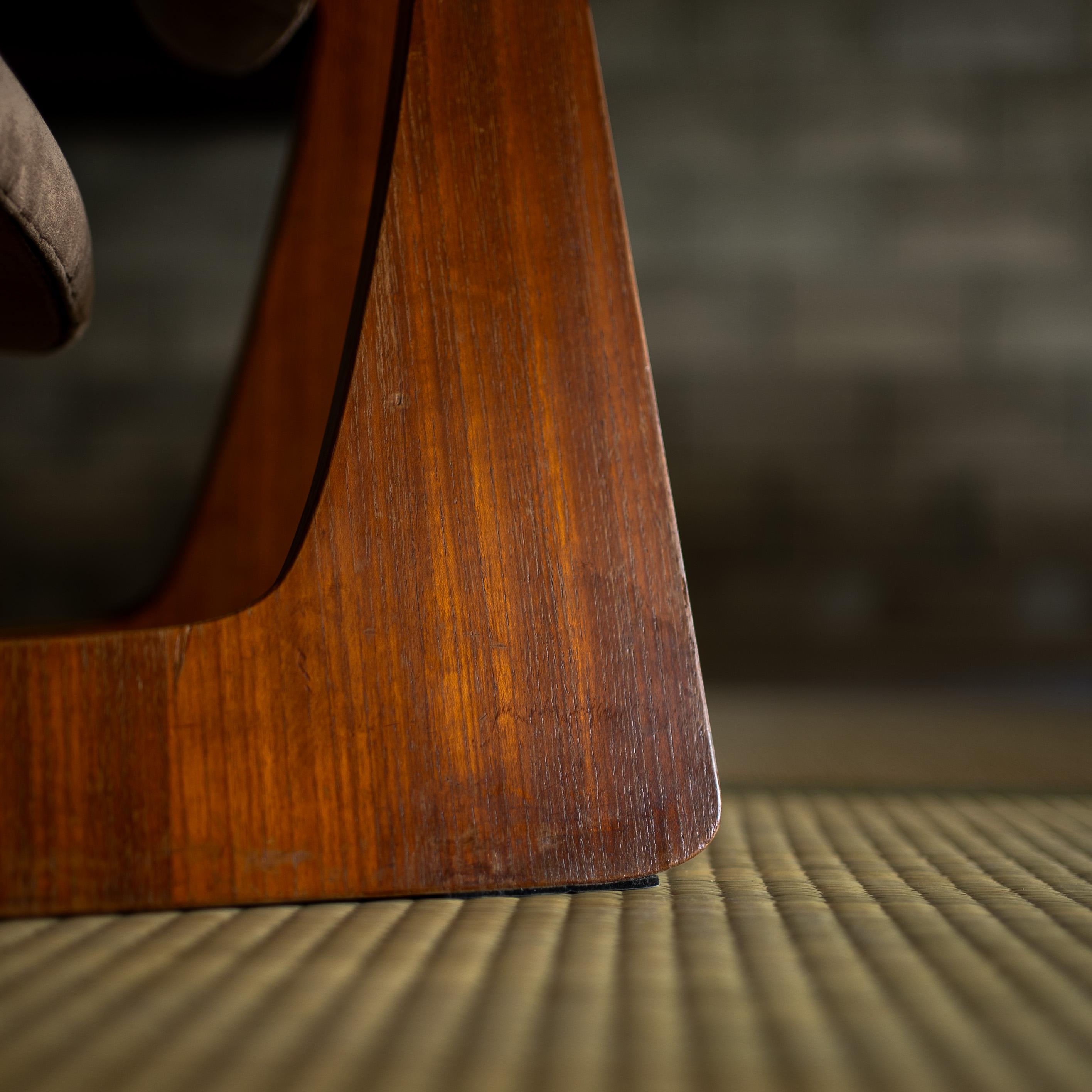 Lounge chair by Junzo Sakakura and Daisaku Cho, for Tendo, Japan 1970s For Sale 1