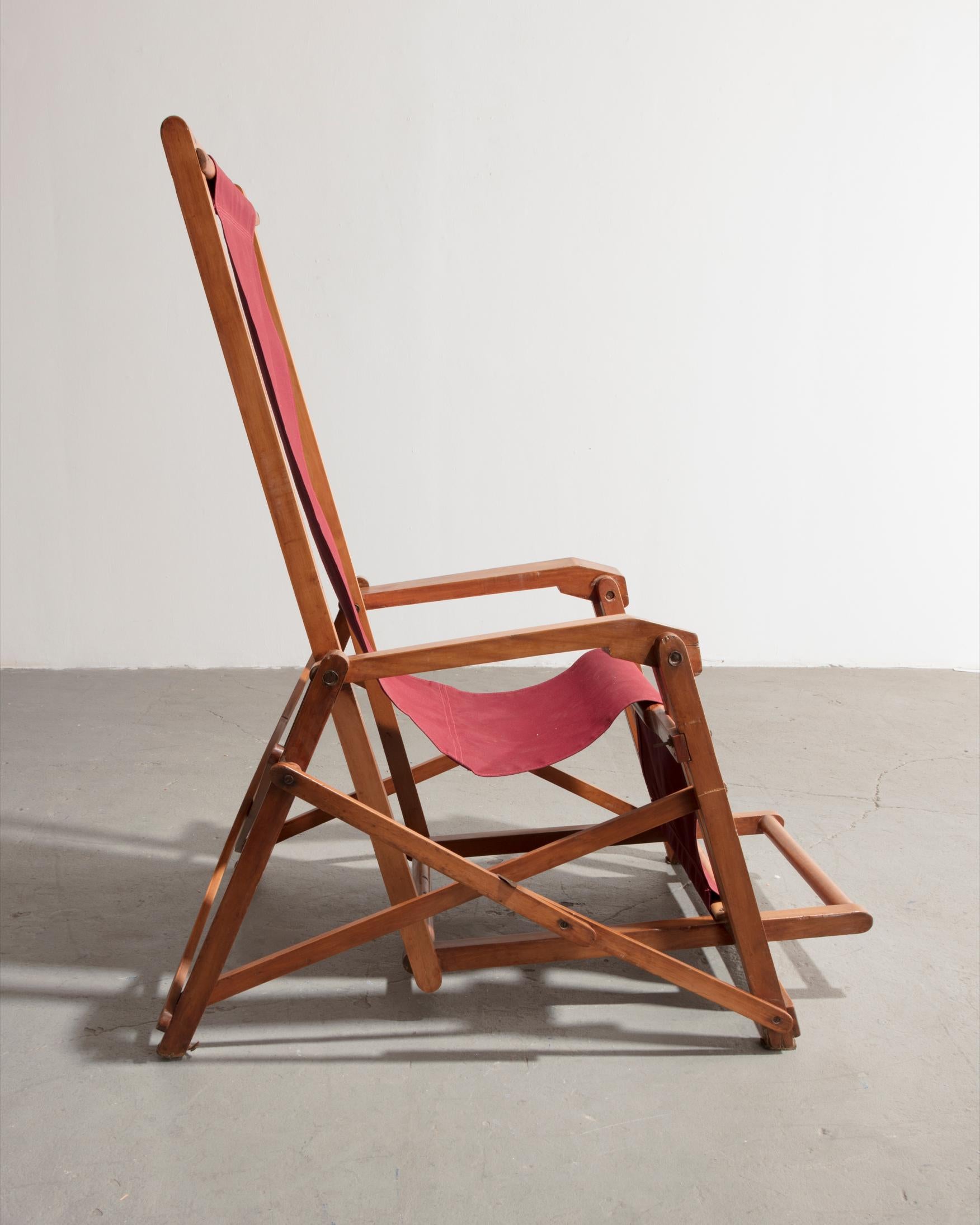 Modern Lounge Chair by Lucio Costa For Sale