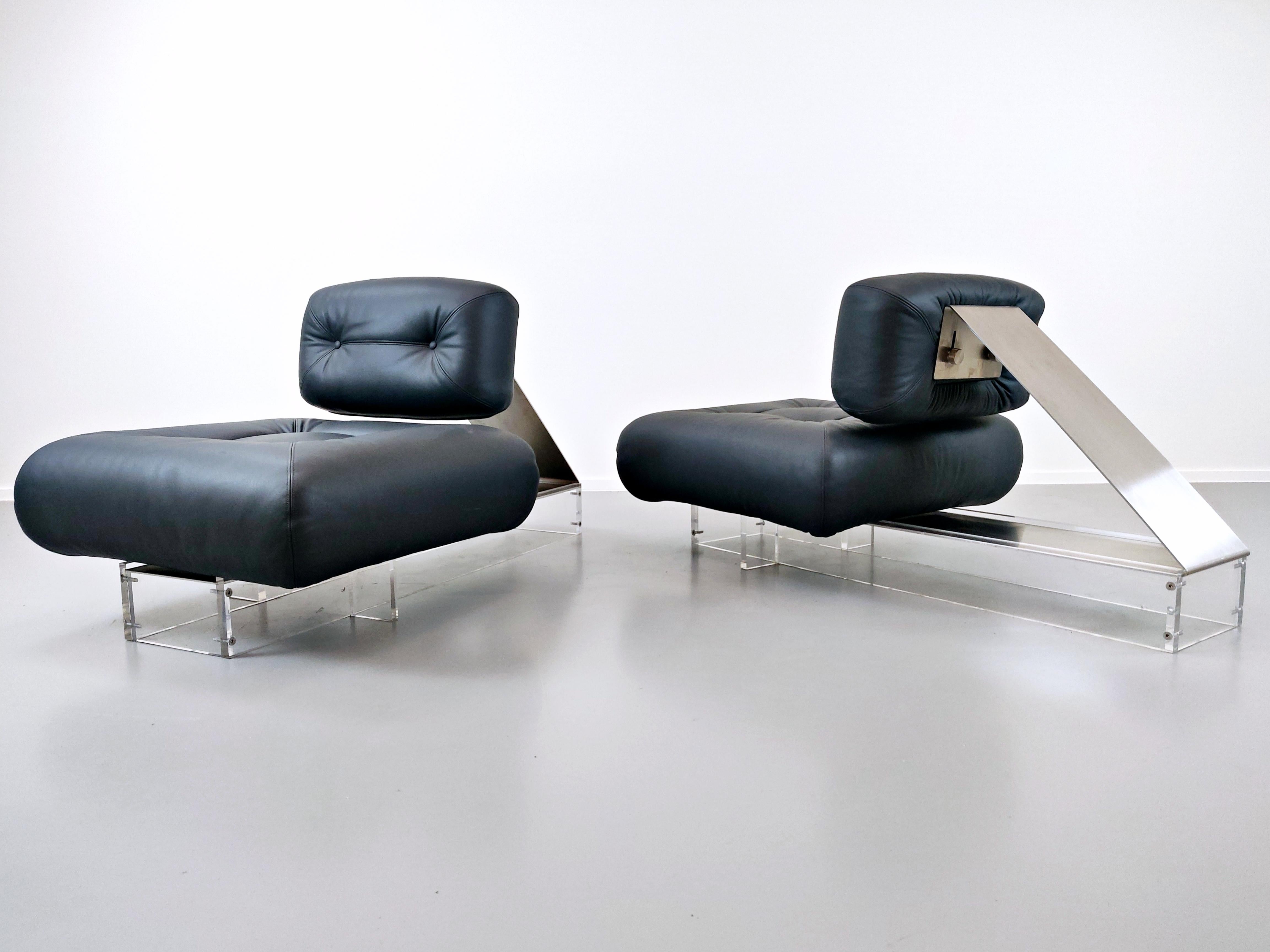 Brazilian Lounge Chair by Oscar Niemeyer in Plexiglass, Steel and Black Leather