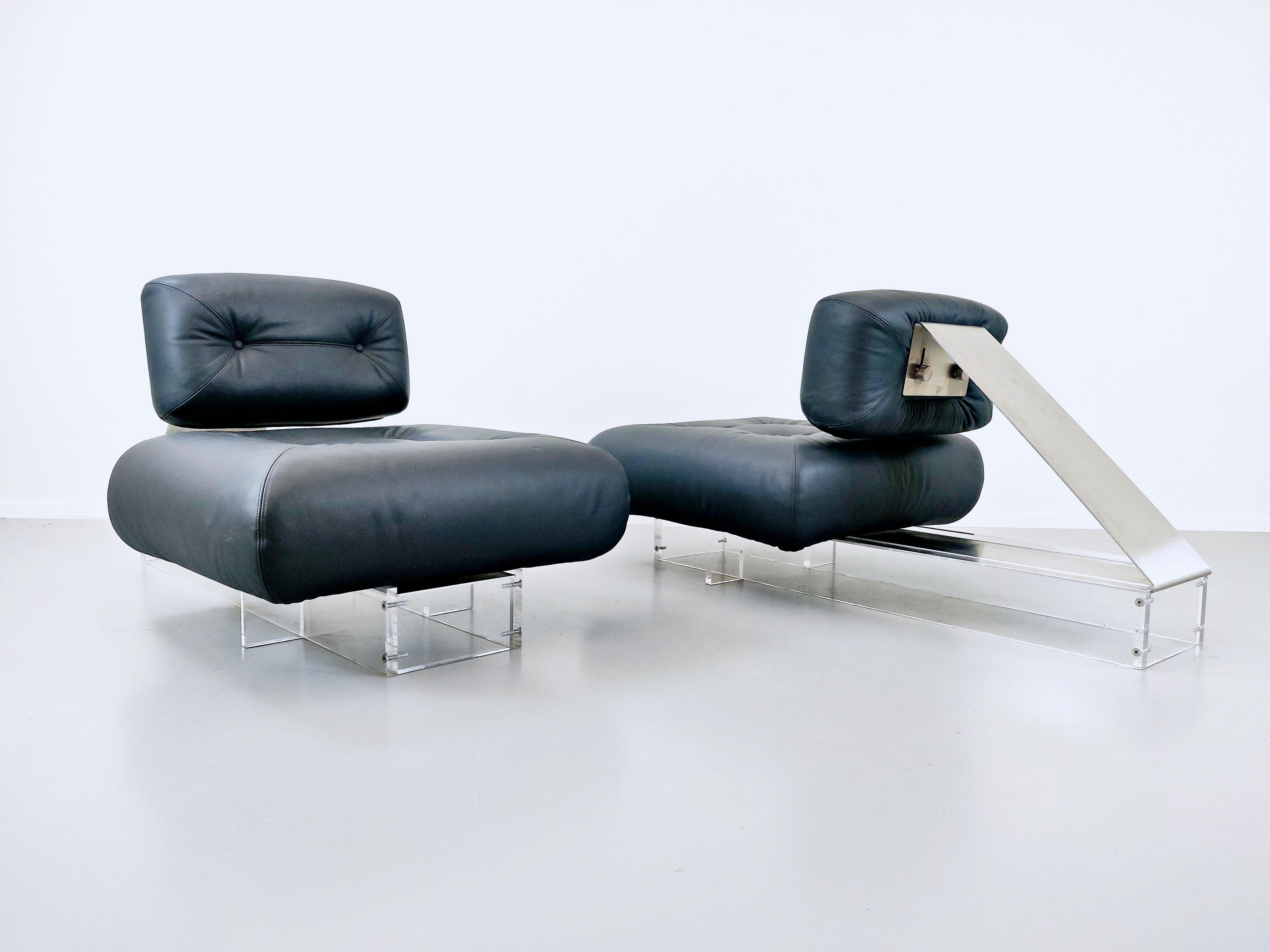 Late 20th Century Lounge Chair by Oscar Niemeyer in Plexiglass, Steel and Black Leather