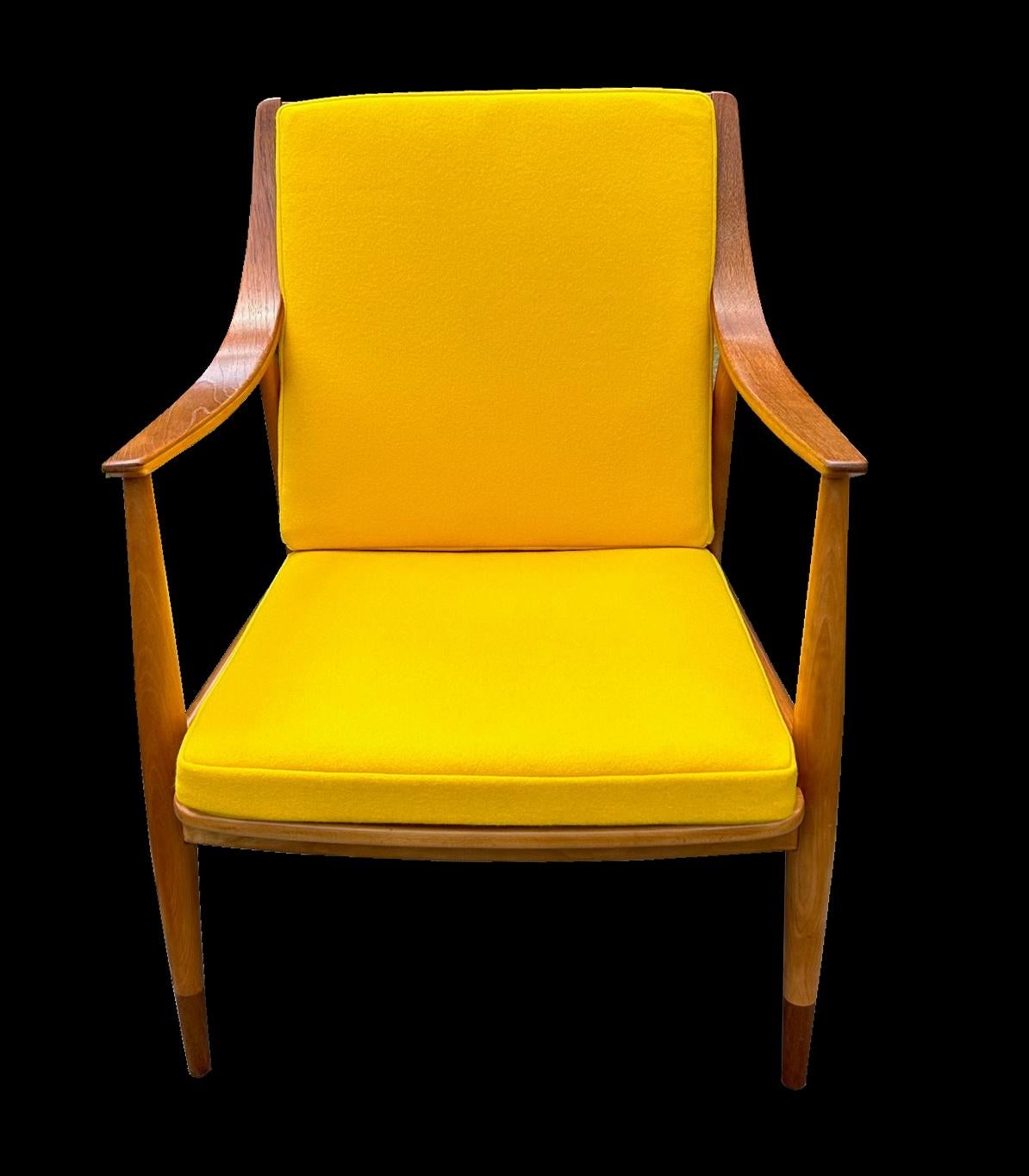 Lounge Chair by Peter Hvidt & Orla Molgaard-Nielsen for France & Daverkosen In Excellent Condition For Sale In Little Burstead, Essex