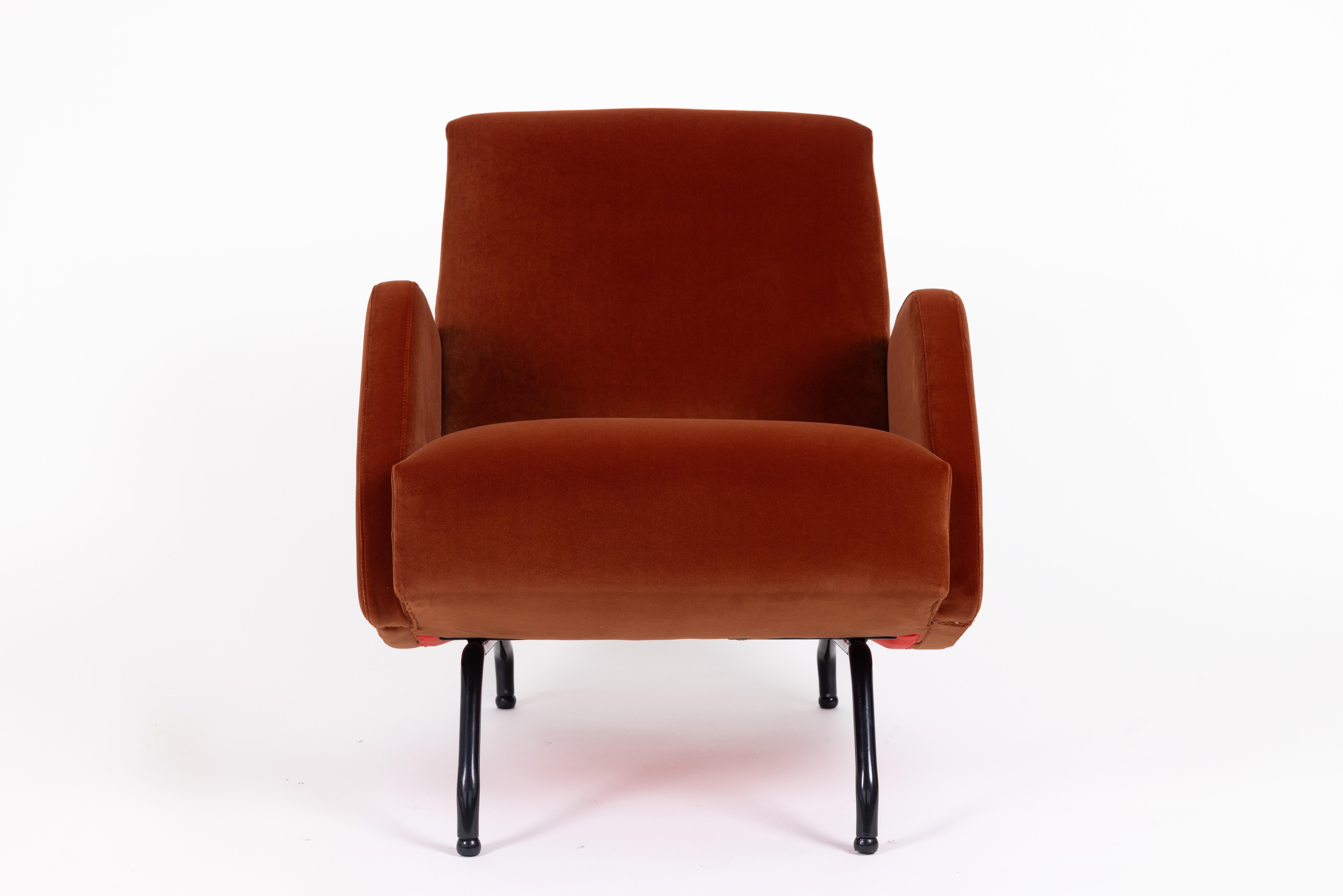 Rare armchair by Janusz Różański, Poland 1950s, completely restored and upholstered with a cotton velvet by Holly Hunt. Black painted metal legs