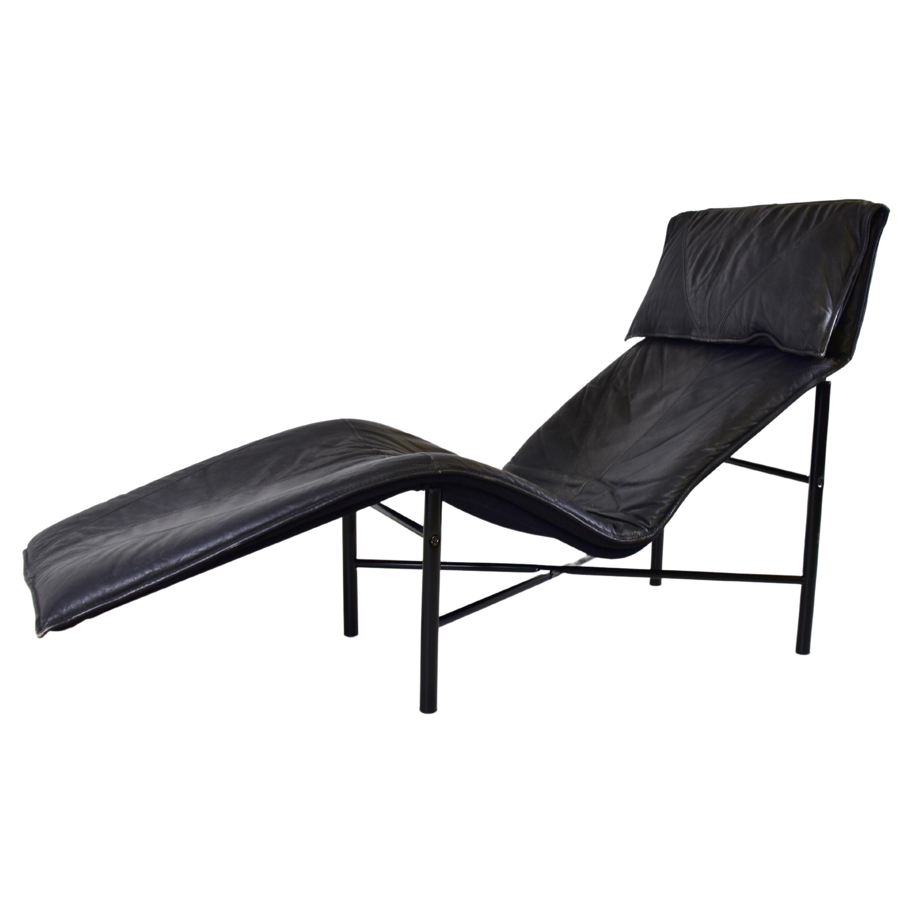 Post Modern Tord Björklund “Skye” Chaise Lounge for Ikea, Sweden, circa  1980s For Sale at 1stDibs