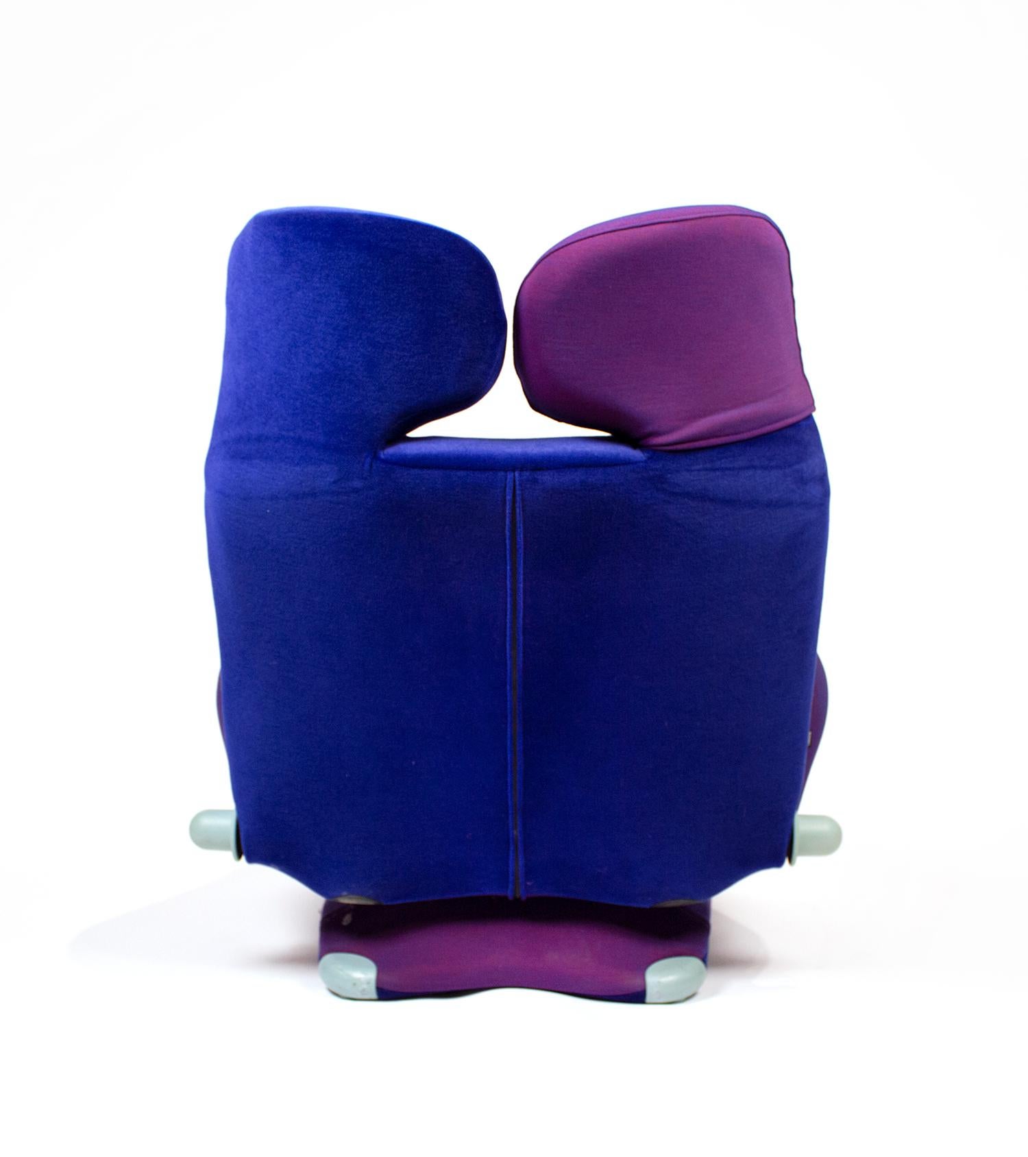 Lounge Chair by Toshiyuki Kita for Cassina In Excellent Condition In Dallas, TX