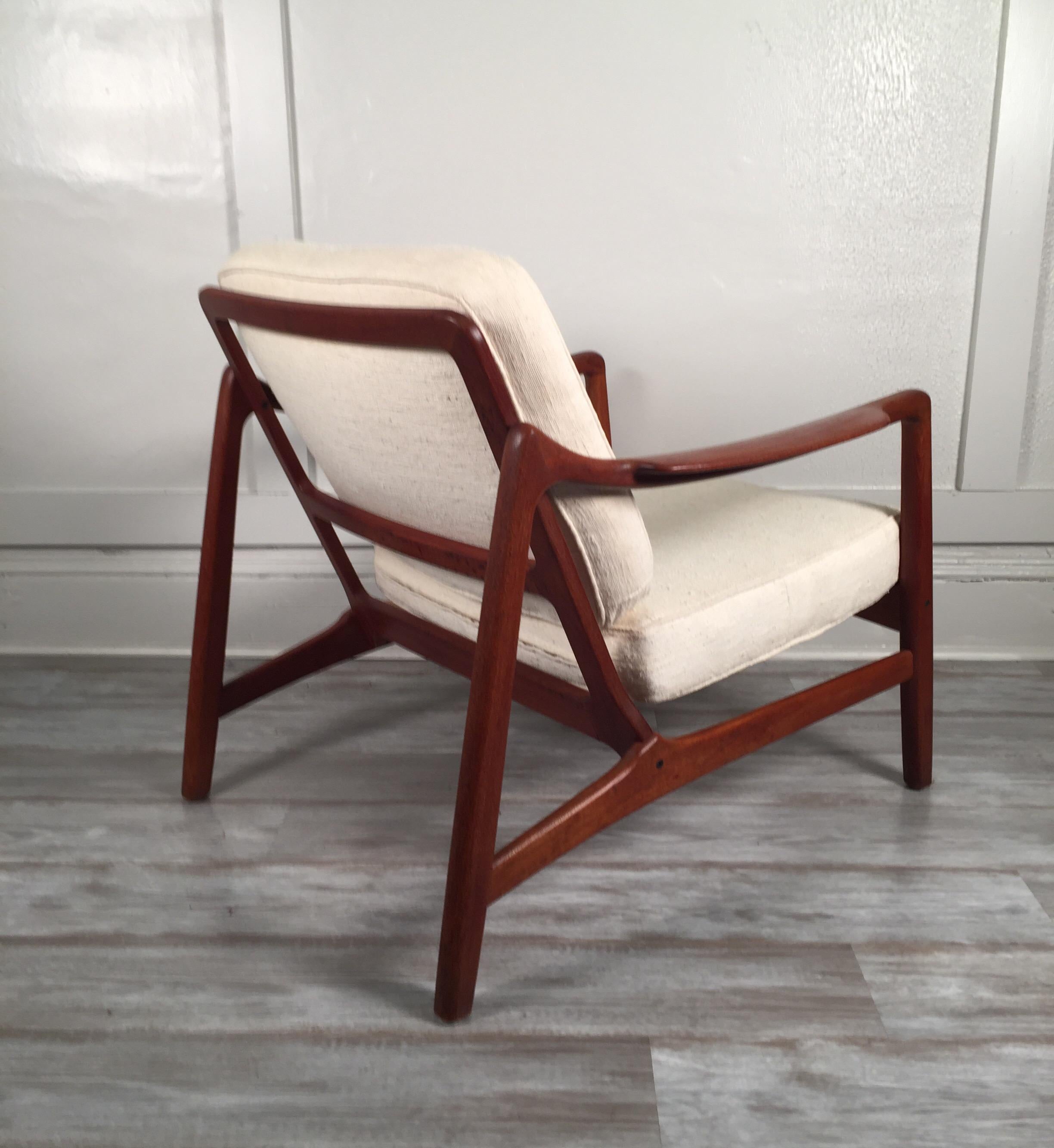 Mid-20th Century Lounge Chair by Tove and Edvard Kindt-Larsen