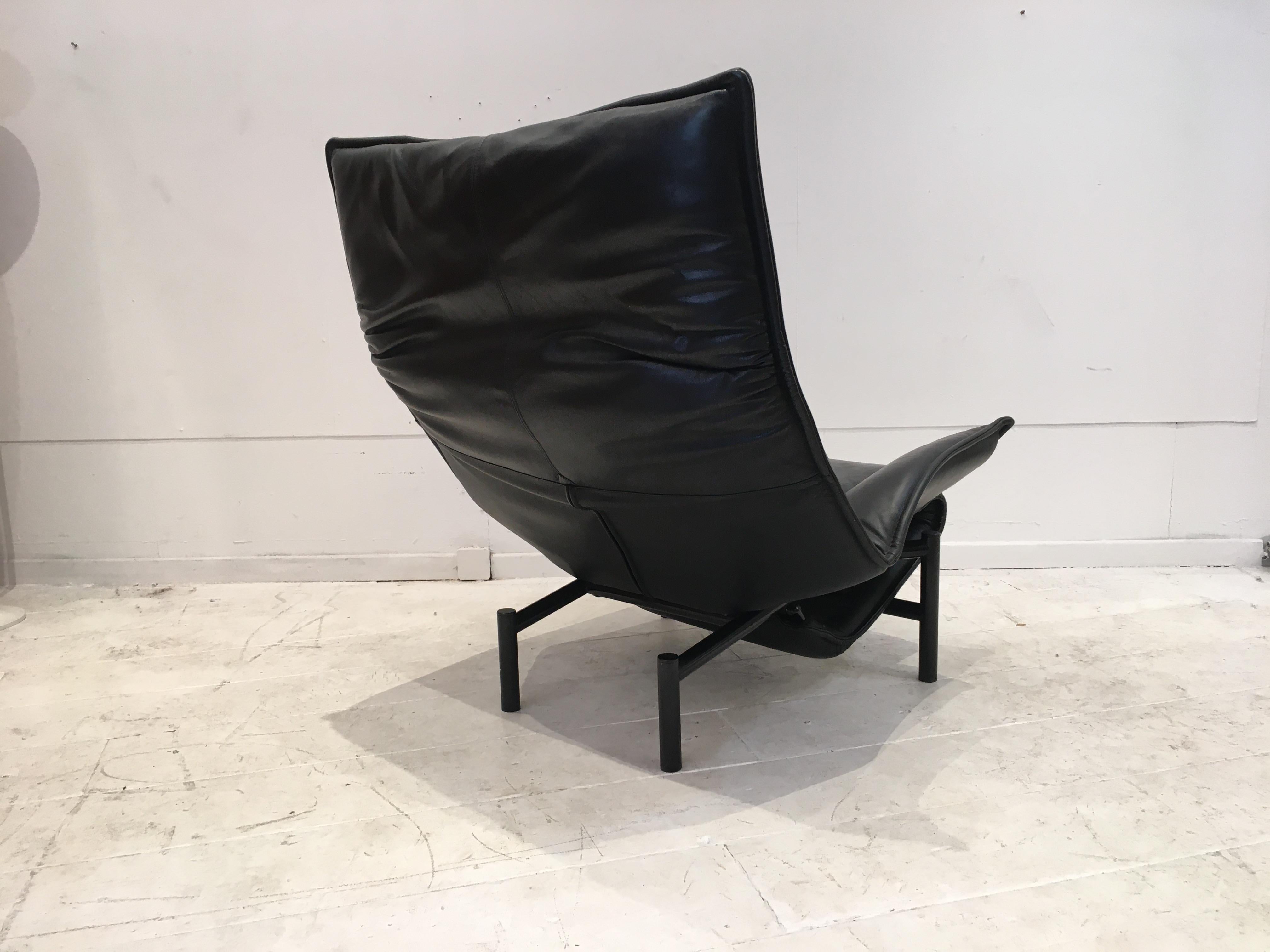 Fauteuil de salon de Vico Magistretti pour Cassina en vente 1