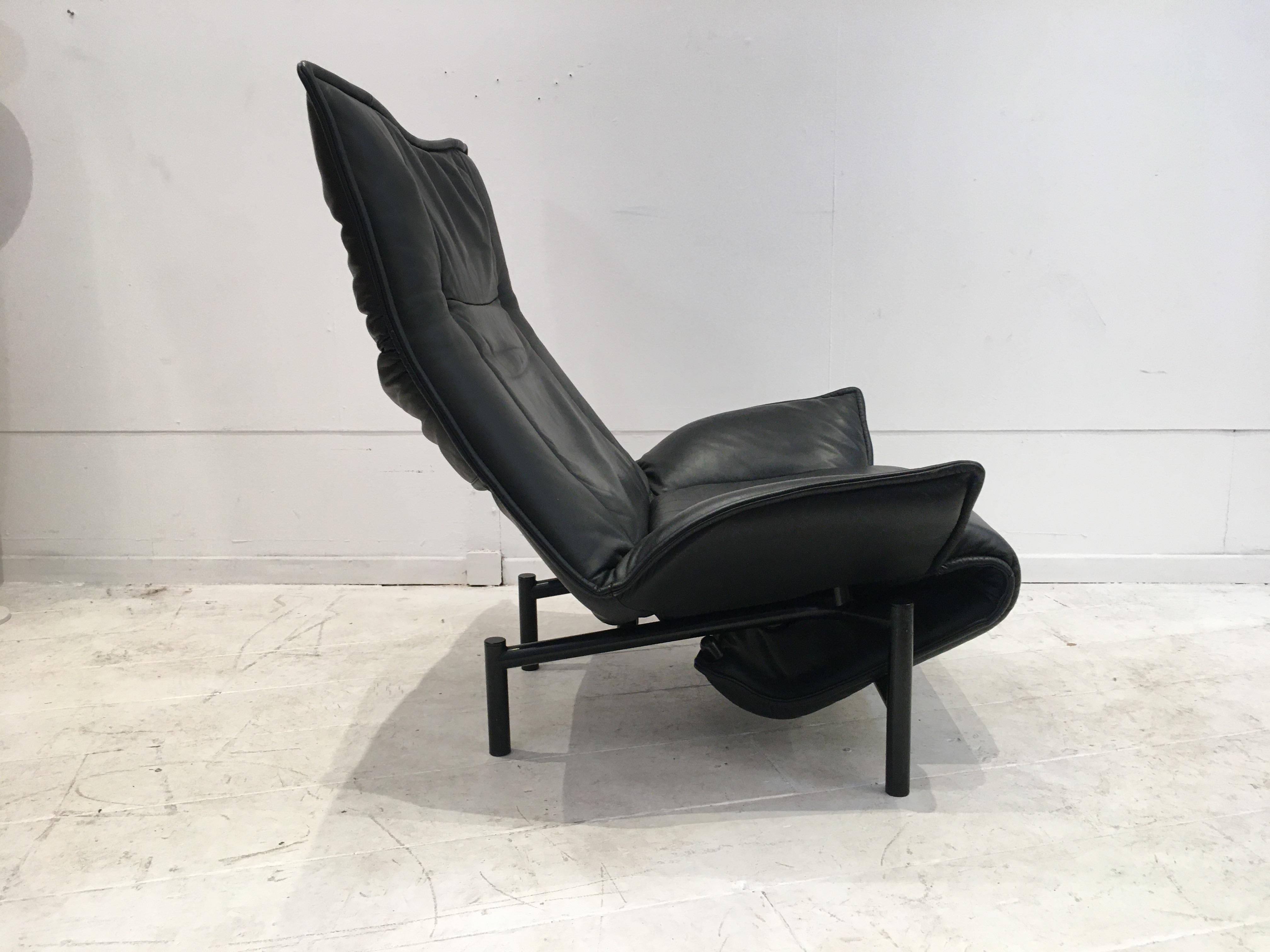 Fauteuil de salon de Vico Magistretti pour Cassina en vente 2