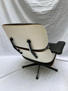 Lounge Chair Charles Eames and Ottoman, 1977, Mobilier International