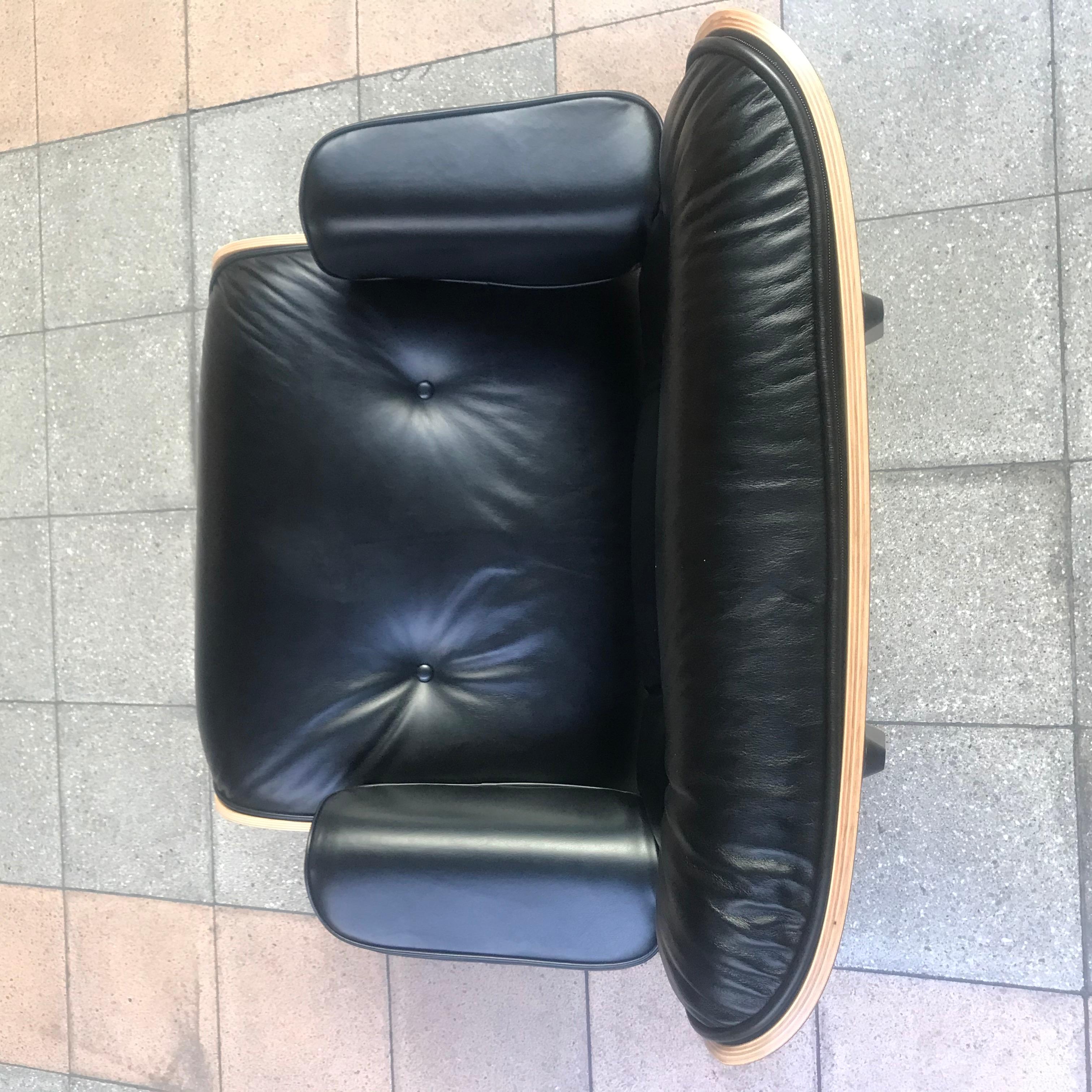 Leather Lounge Chair Charles Eames and Ottoman, 2015