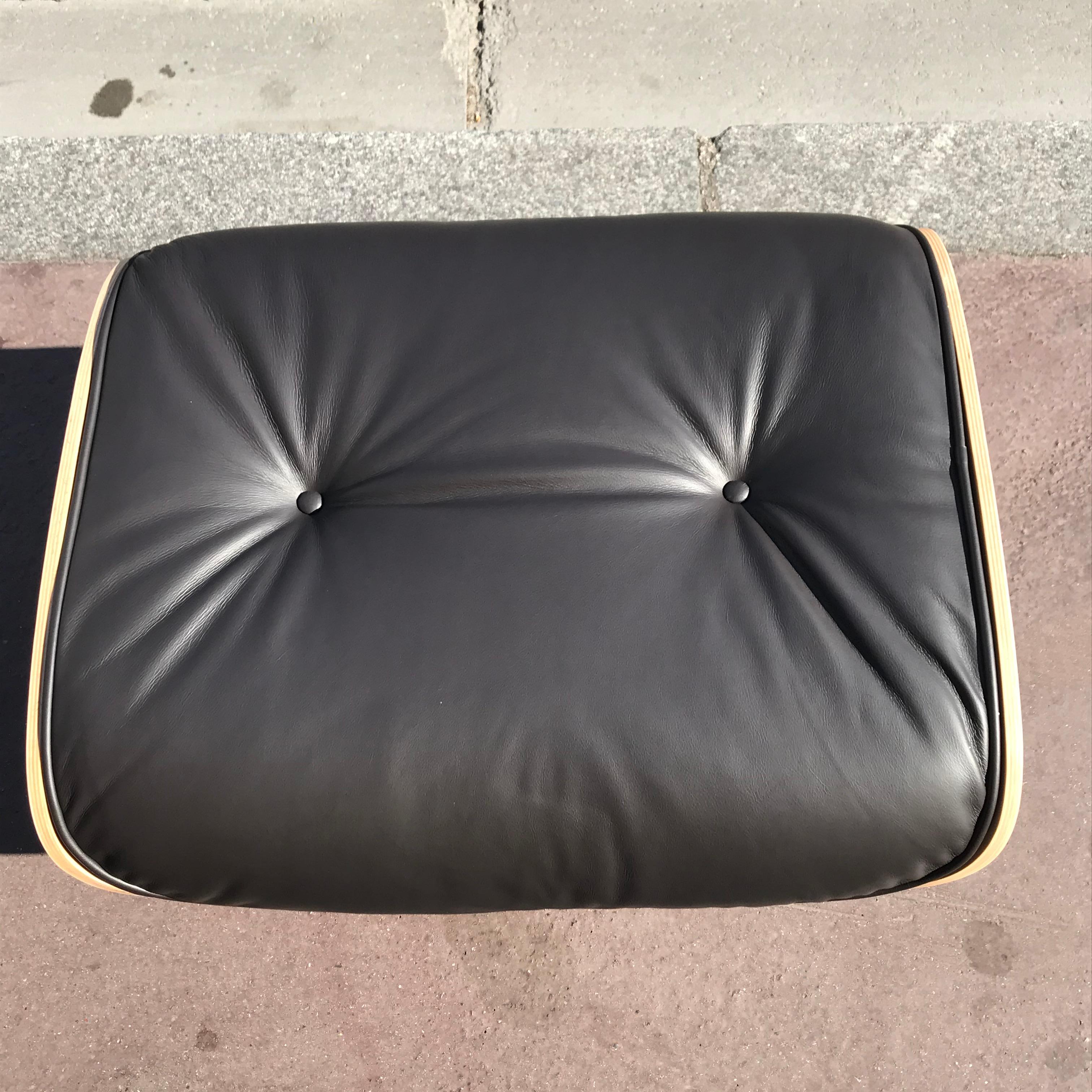 Contemporary Lounge Chair Charles Eames and Ottoman, 2015