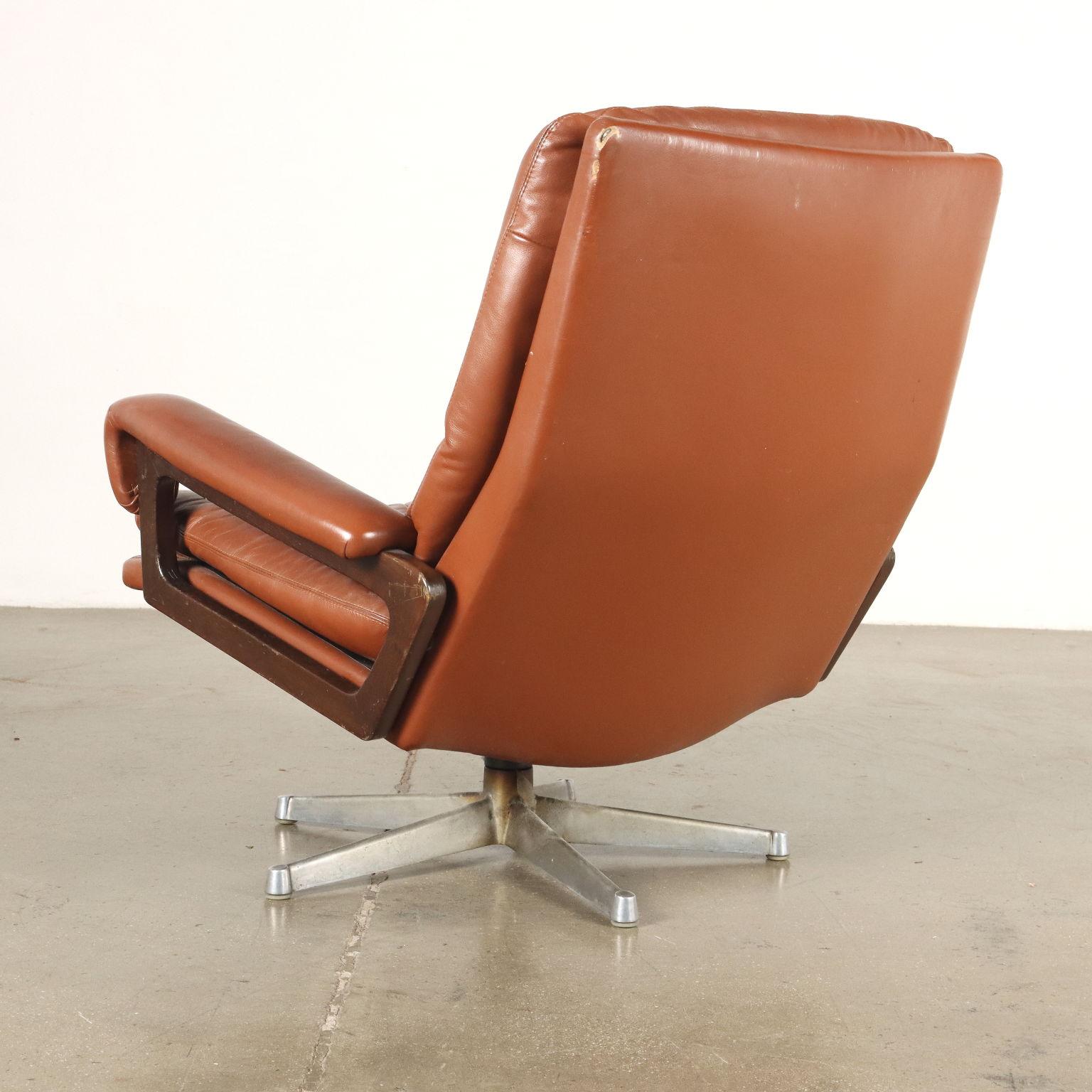 Italian Lounge Chair con Pouf Anni 60, marrone