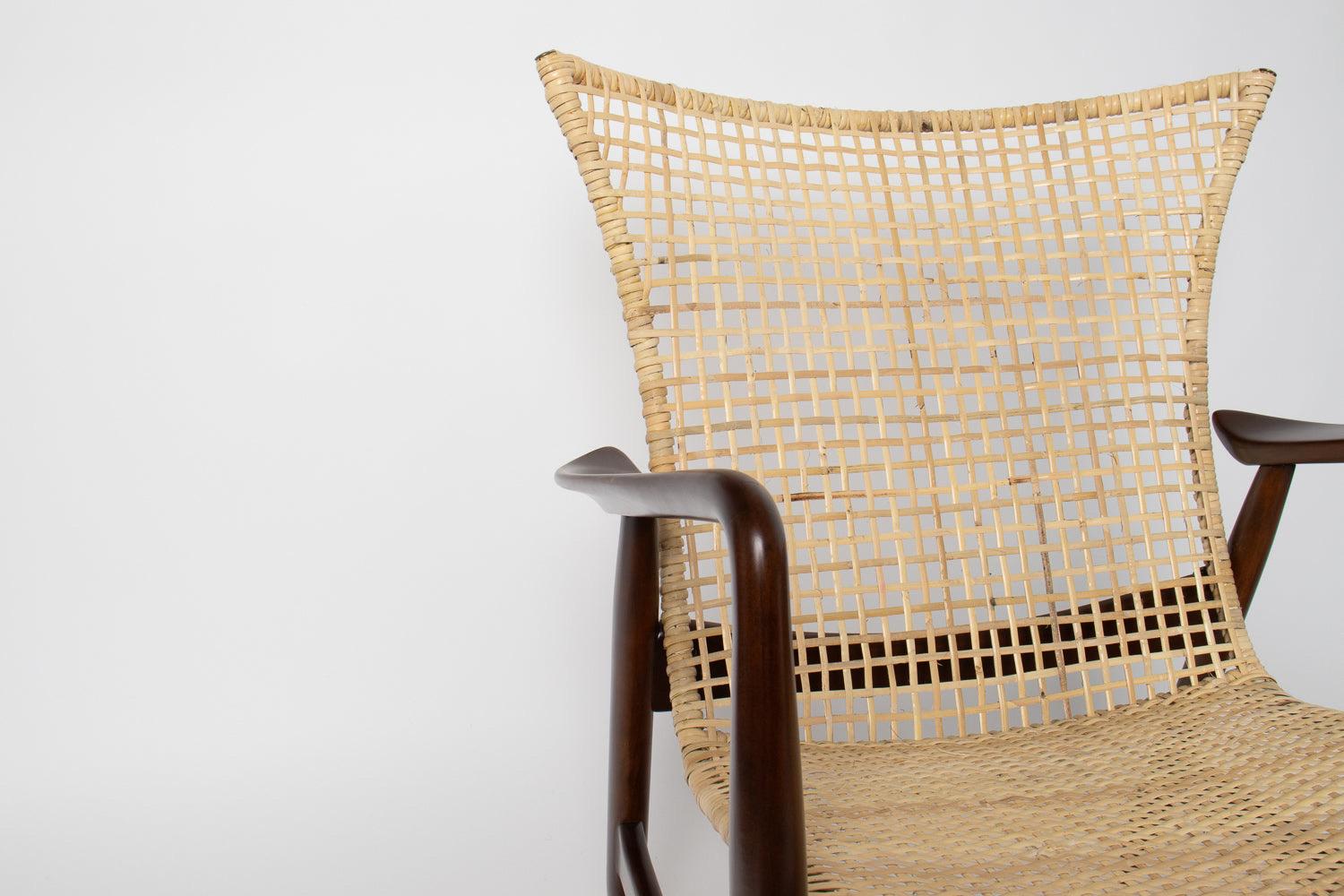 Lounge Chair entworfen von Ib Kofod-Larsen . (Moderne der Mitte des Jahrhunderts) im Angebot