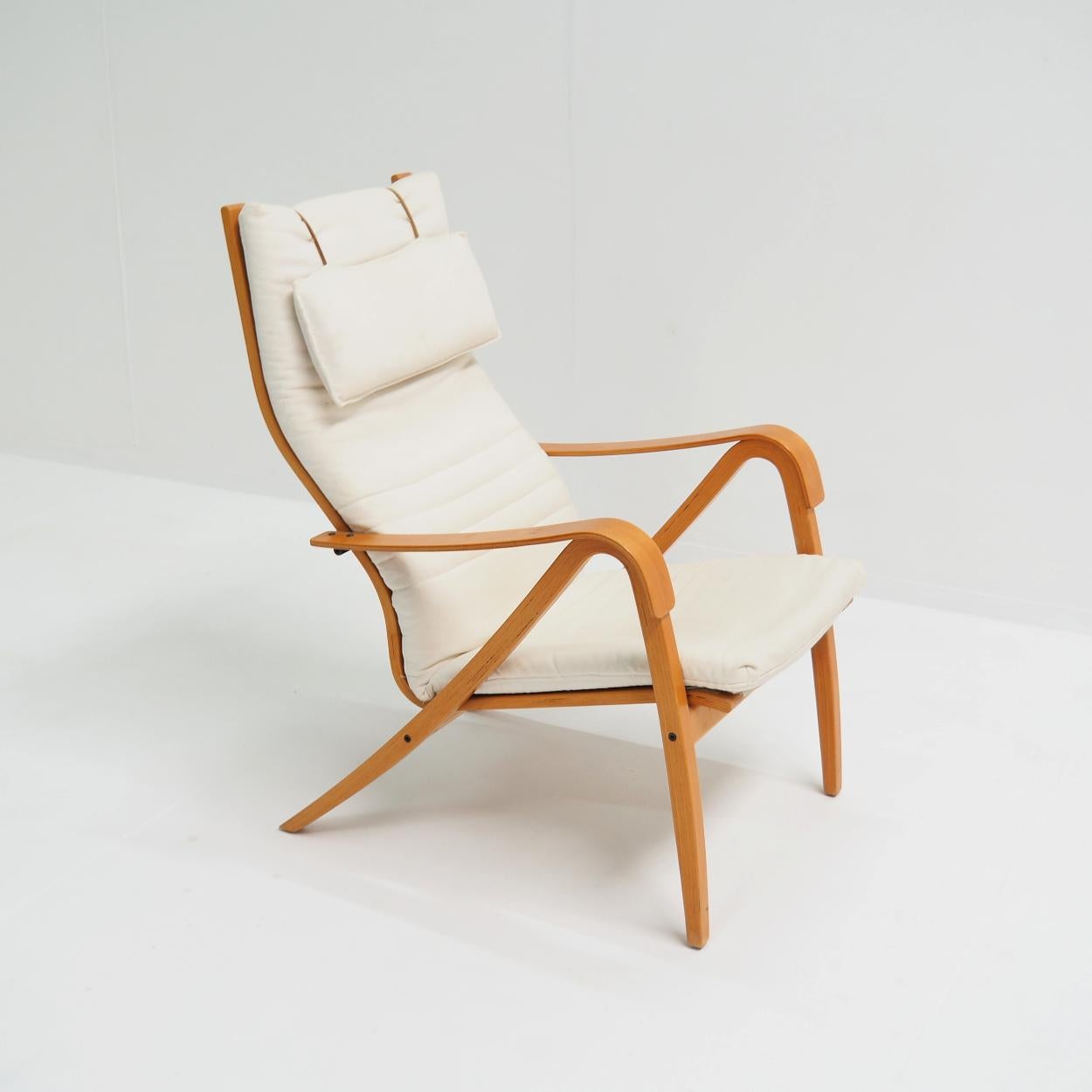 Fabric Lounge Chair designed by the Finnish Designer Simo Heikillä For Sale