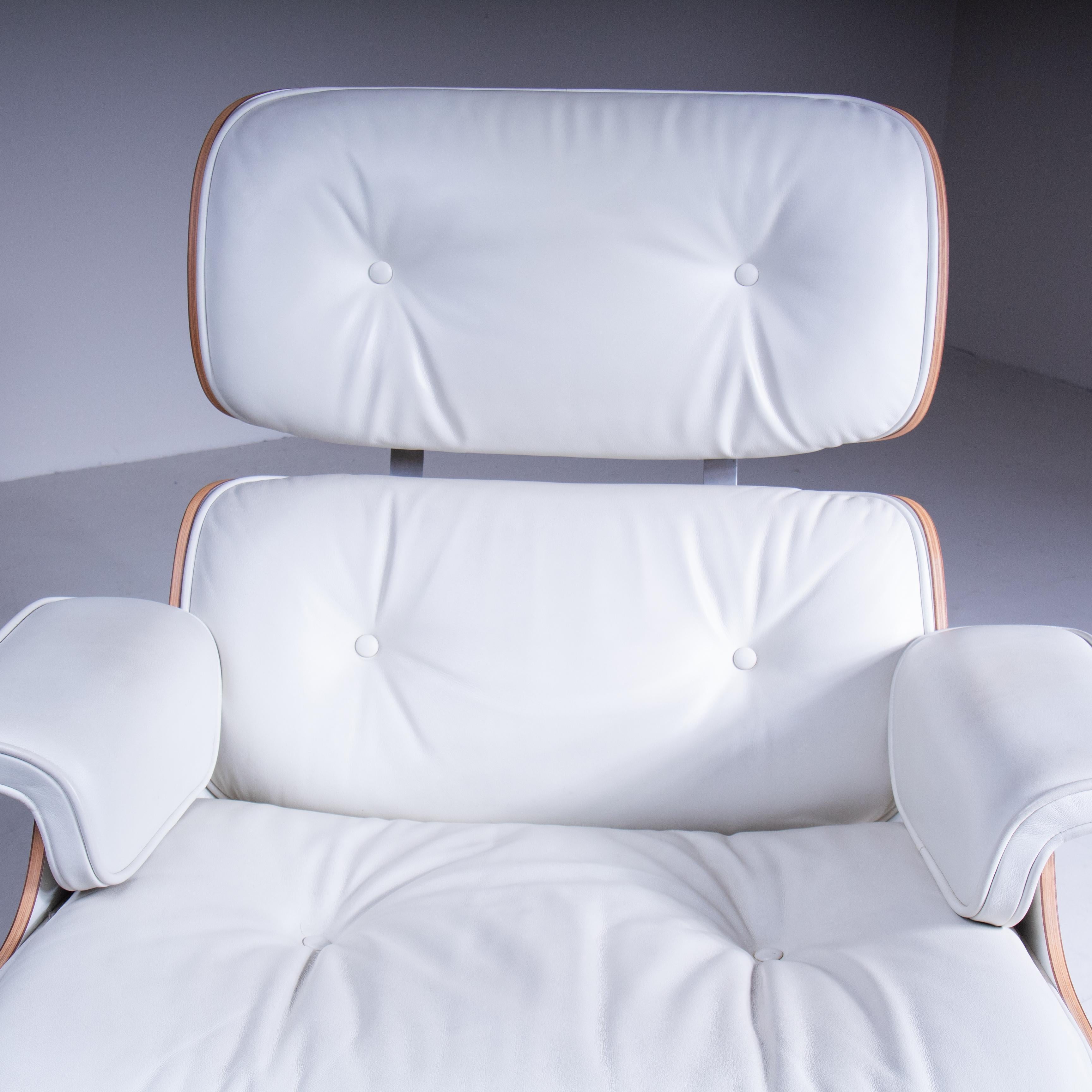 Chaise longue et pouf, Charles et Ray Eames, prod. Vitra, 1950 en vente 3