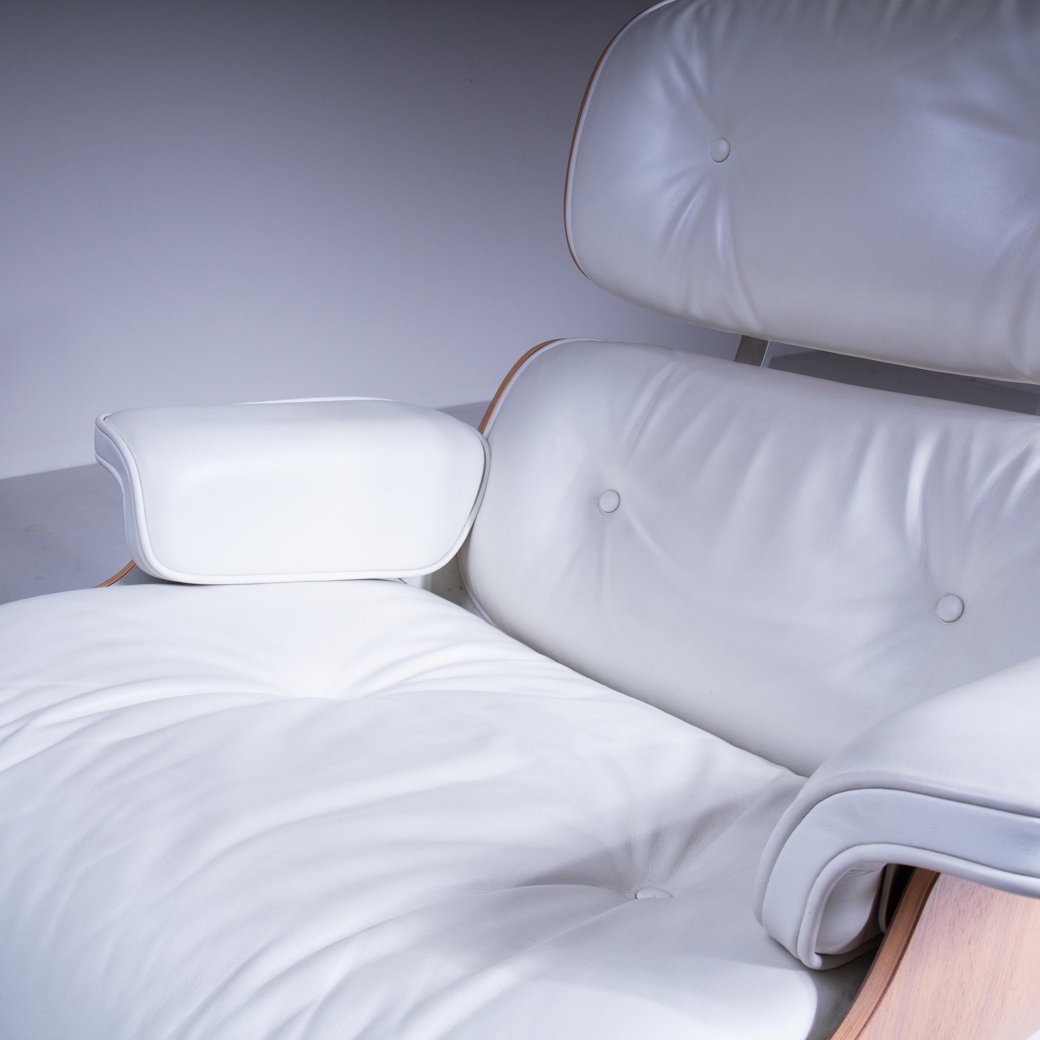Chaise longue et pouf, Charles et Ray Eames, prod. Vitra, 1950 en vente 6