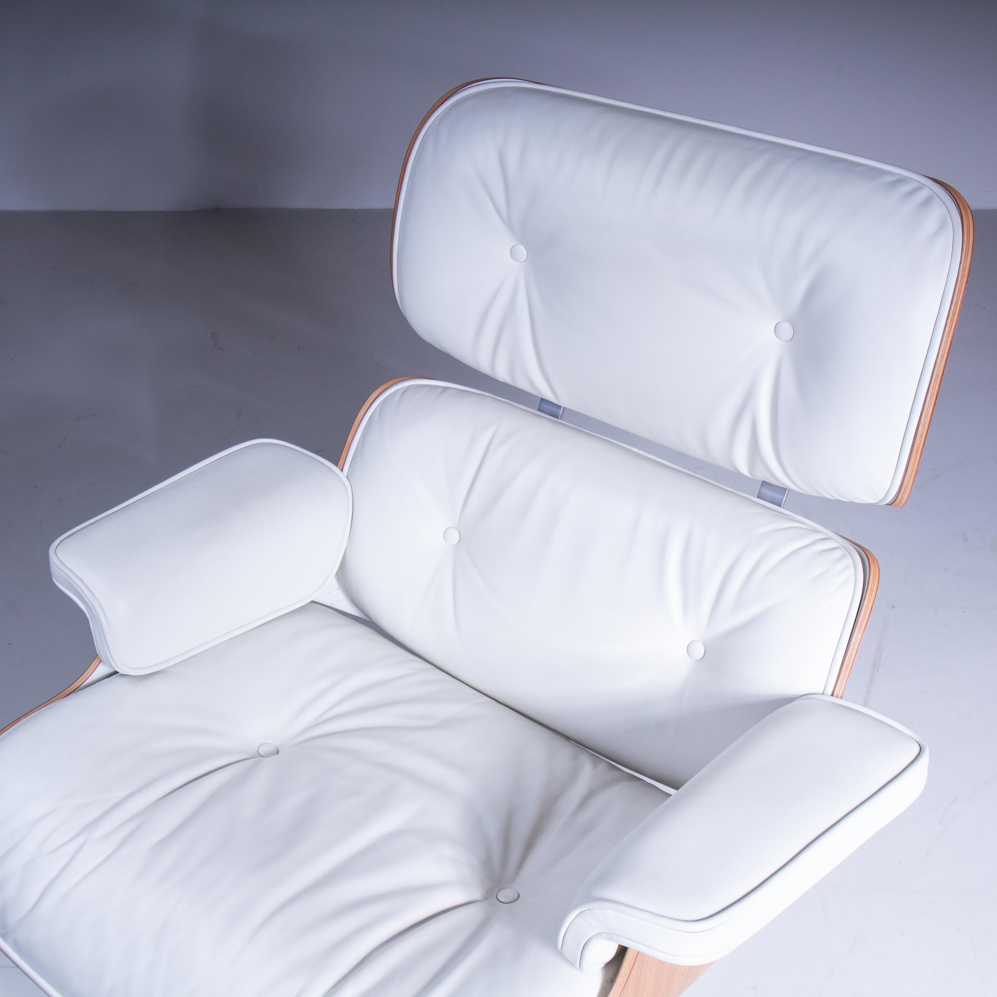 Chaise longue et pouf, Charles et Ray Eames, prod. Vitra, 1950 en vente 2
