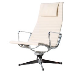 Fauteuil de salon EA 124 de Charles & Ray Eames pour Herman Miller