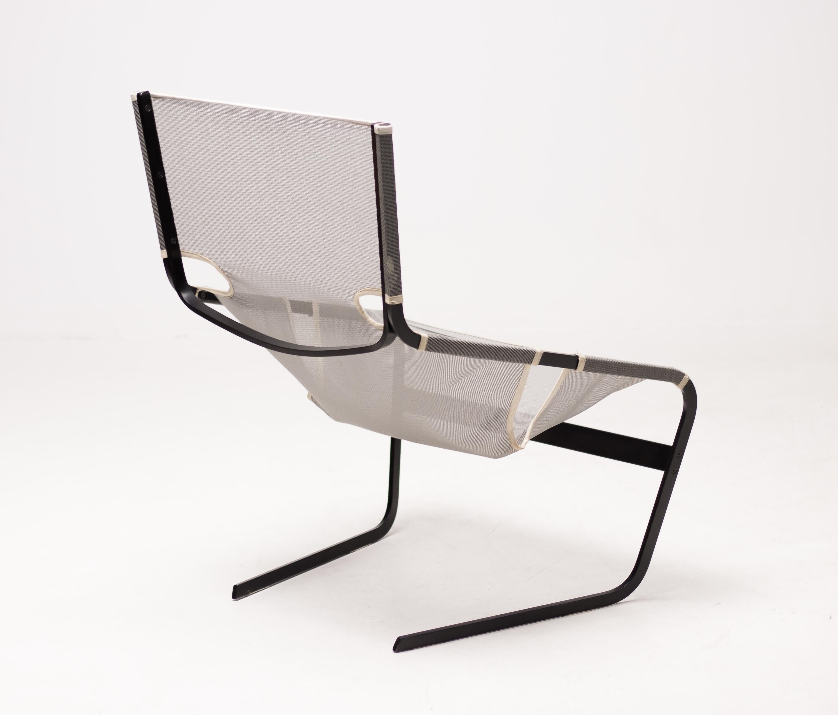 Mid-Century Modern Lounge Chair F444 by Pierre Paulin for Artifort For Sale
