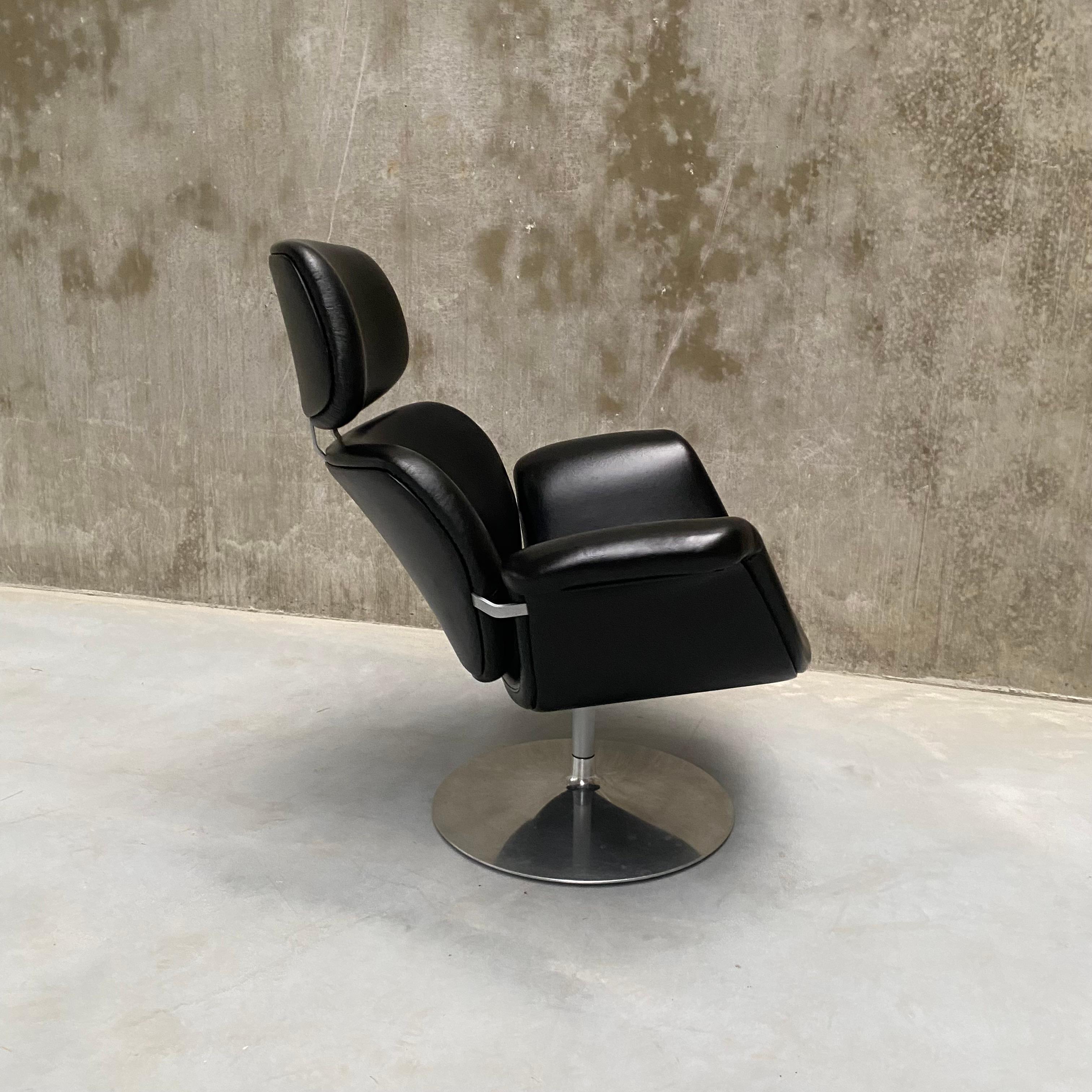 Dutch Lounge chair 