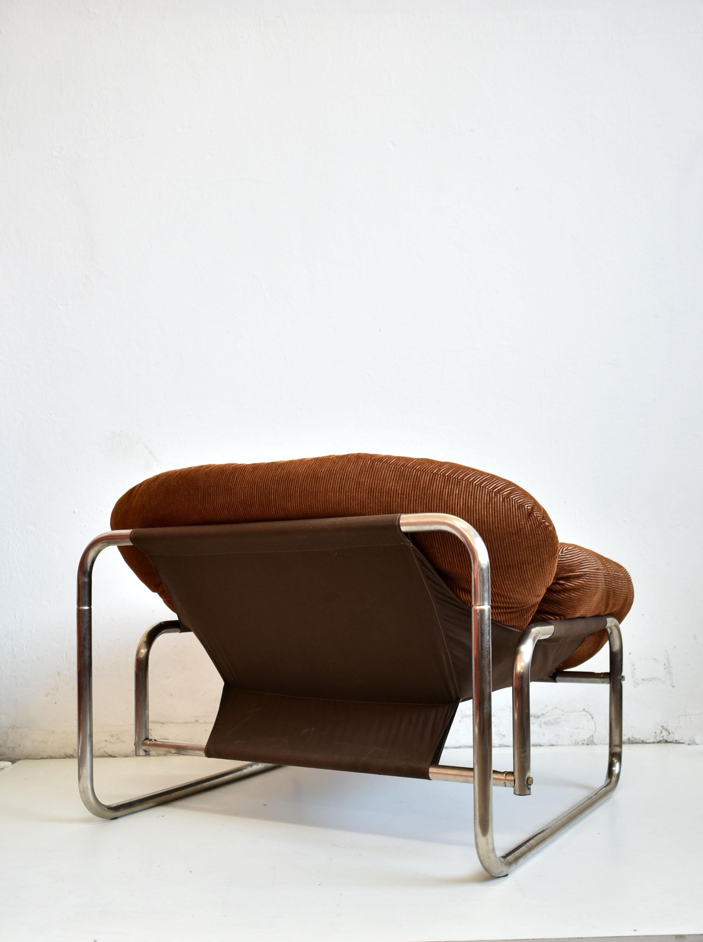 swed form lounge chair