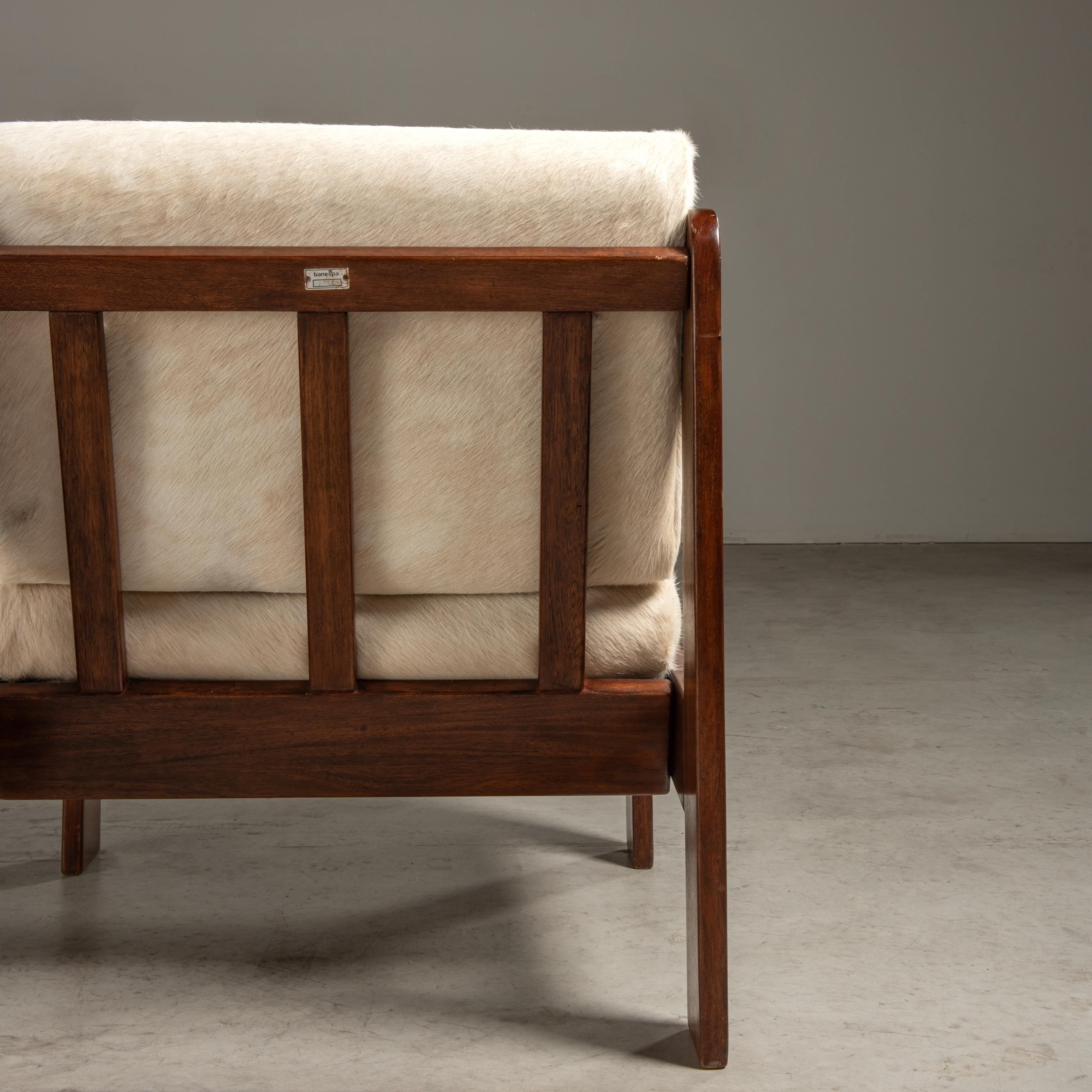 Fur Structural Lounge Chair, by Geraldo de Barros, Brazilian Mid-Century Modern For Sale