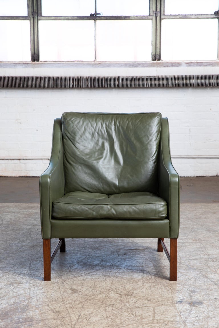 Mid-Century Modern Lounge Chair Green Leather and Rosewood Attributed to Fredrik Kayser, Norway For Sale