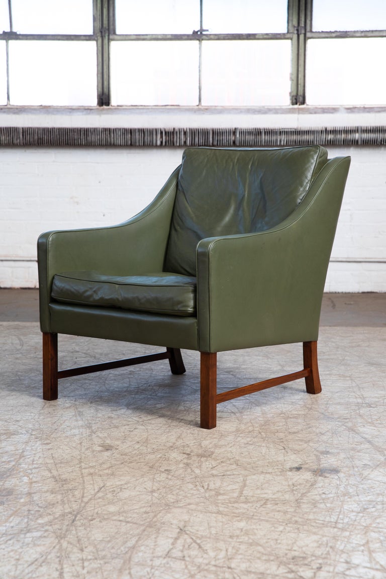 Lounge Chair Green Leather and Rosewood Attributed to Fredrik Kayser, Norway In Good Condition For Sale In Bridgeport, CT