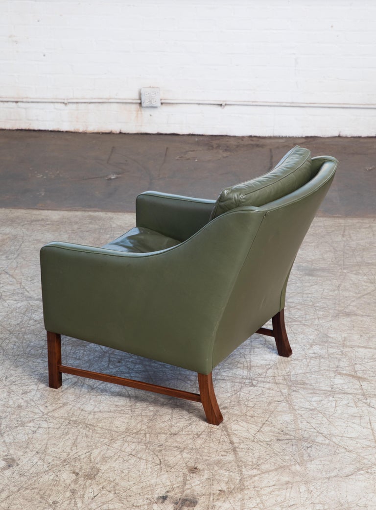 Lounge Chair Green Leather and Rosewood Attributed to Fredrik Kayser, Norway For Sale 2