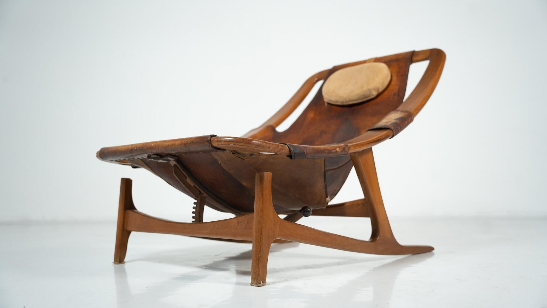 Lounge Chair Holmenkollen by Arne Tidemand Ruud, Norway, 1960s For Sale 9